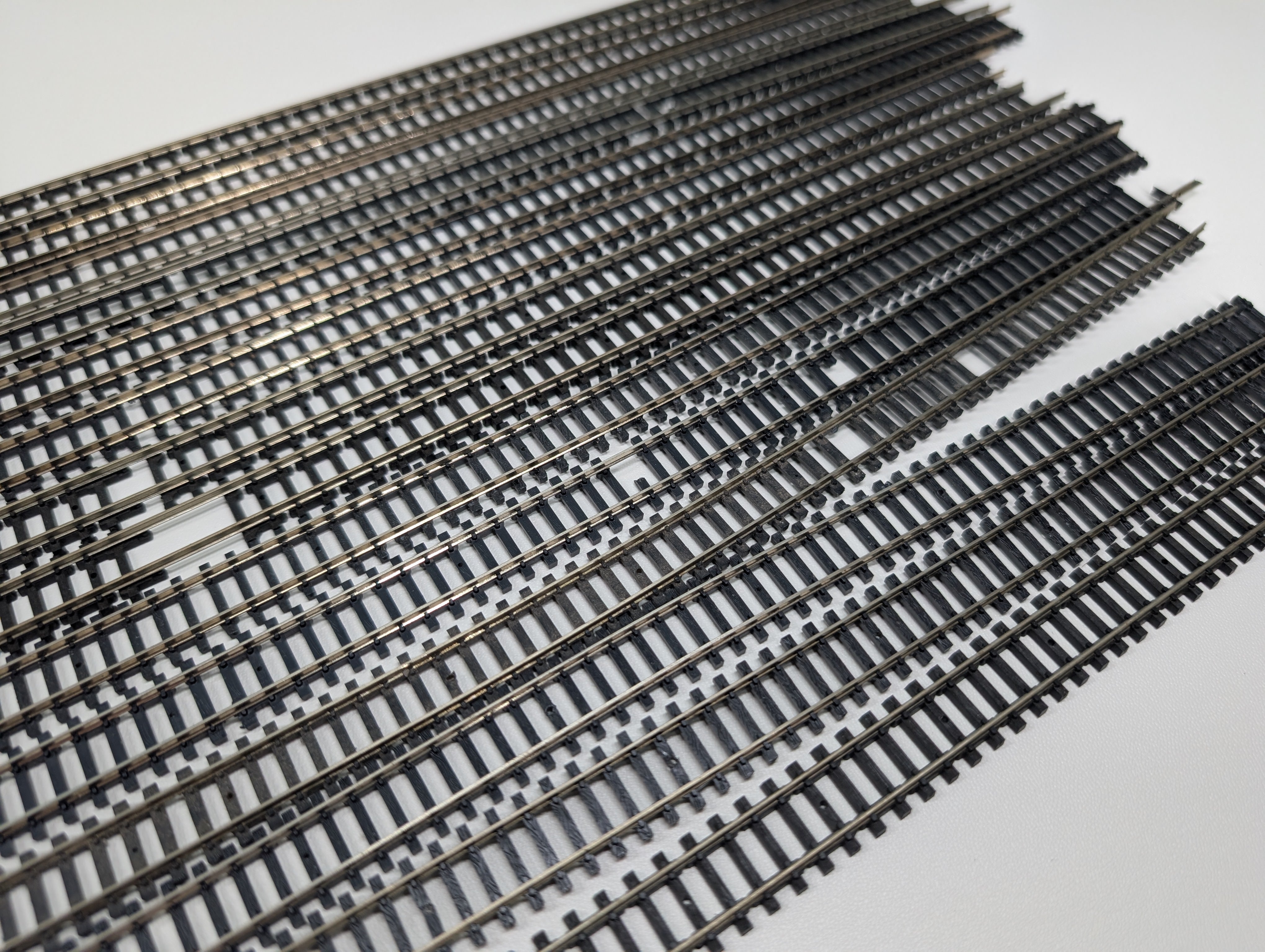 USED Atlas 2500 N Scale Superflex Flex Track, Code 80 Track (14 pcs)