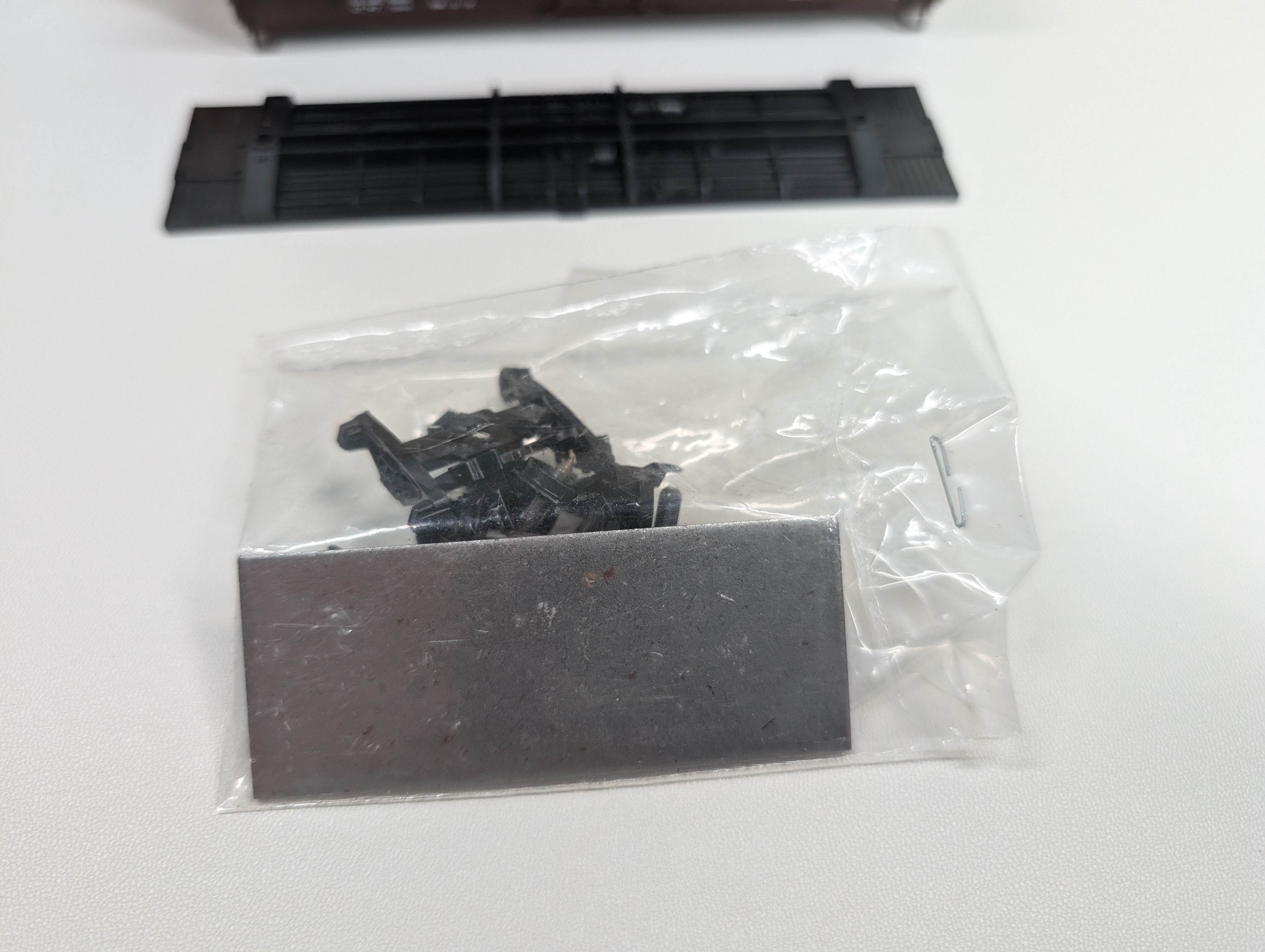 USED Con-Cor HO Scale 40' Insulated Box Car Gulf Mobile & Ohio GM&O #1401 End Cab Custom KIT