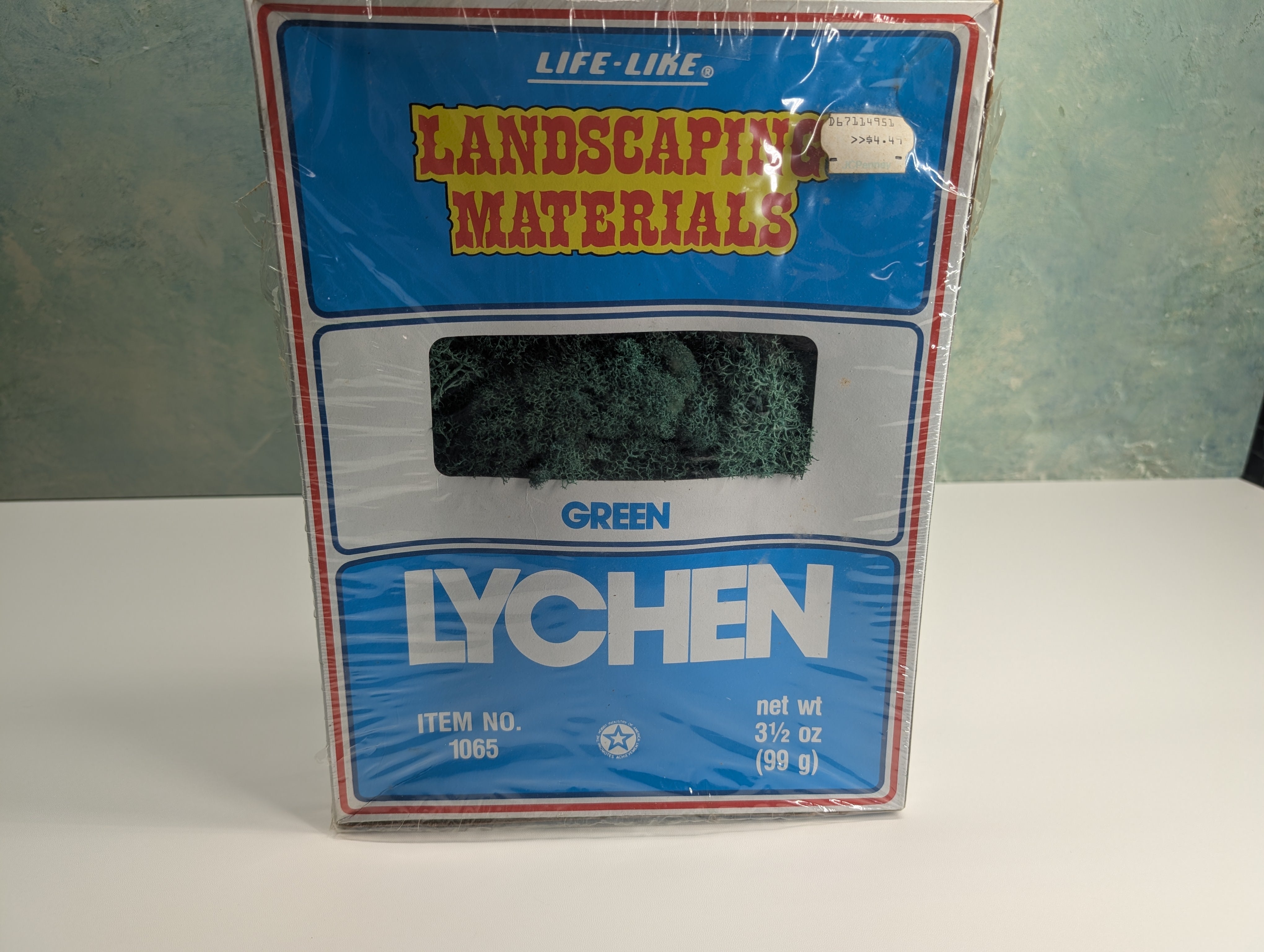 USED Life-Like 1065 Multi Scale Green Lychen, Lichen