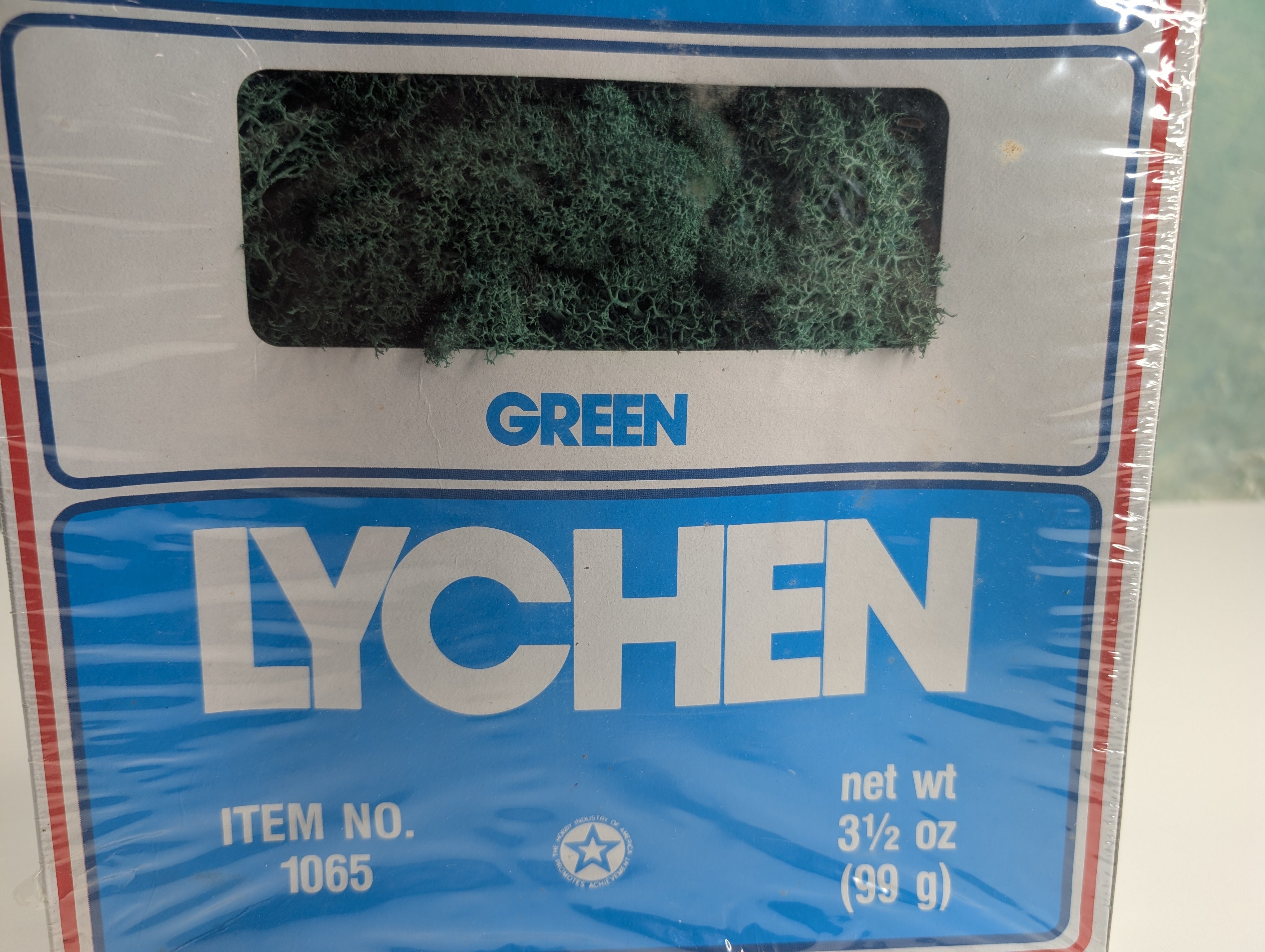 USED Life-Like 1065 Multi Scale Green Lychen, Lichen
