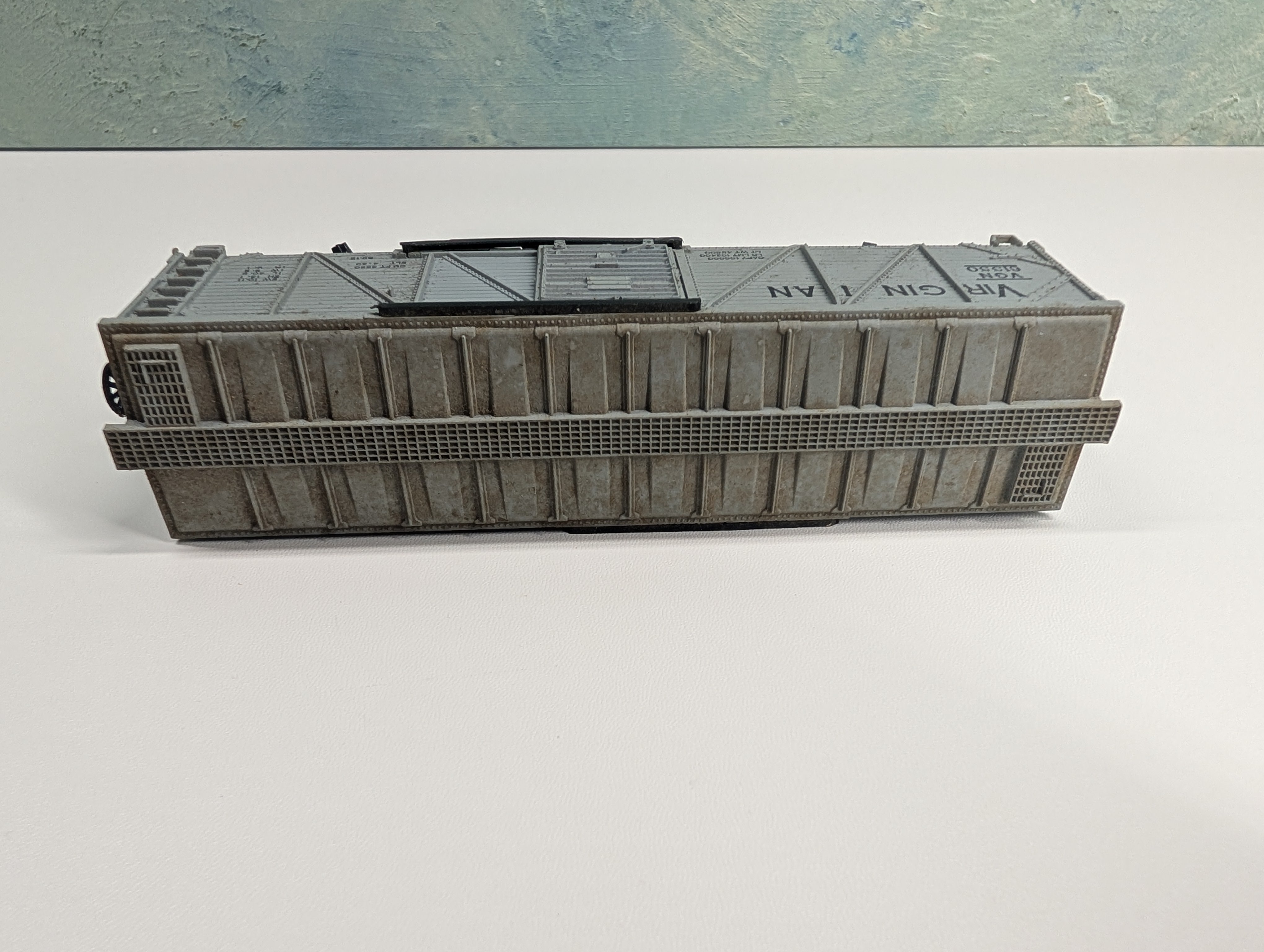 USED HO Scale 42' Wooden OB Box Car Virginian VGN #61550