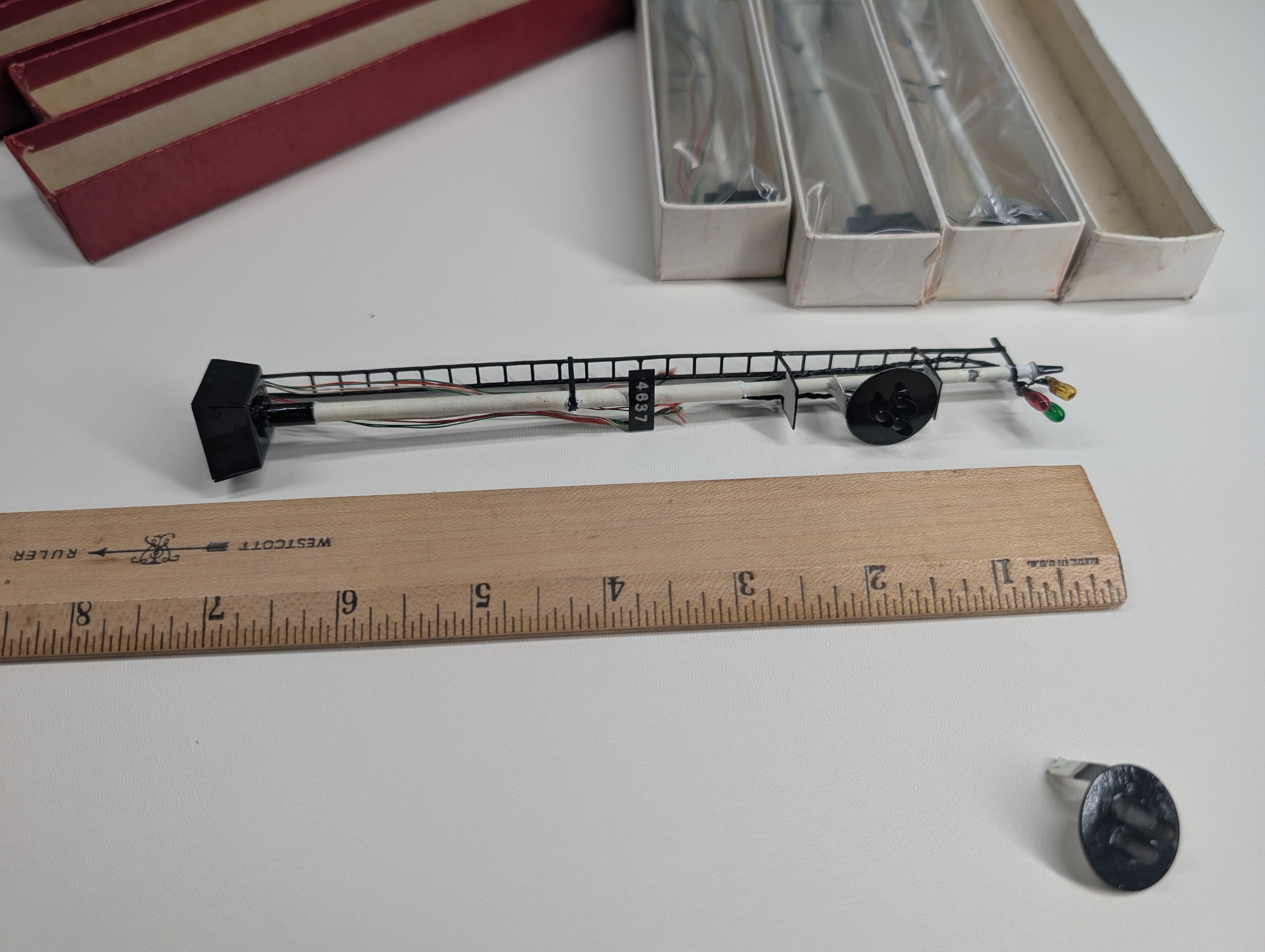 USED Kemtron J1-308 O Untested Double Head Tri-Light Signal Light (4 pcs)