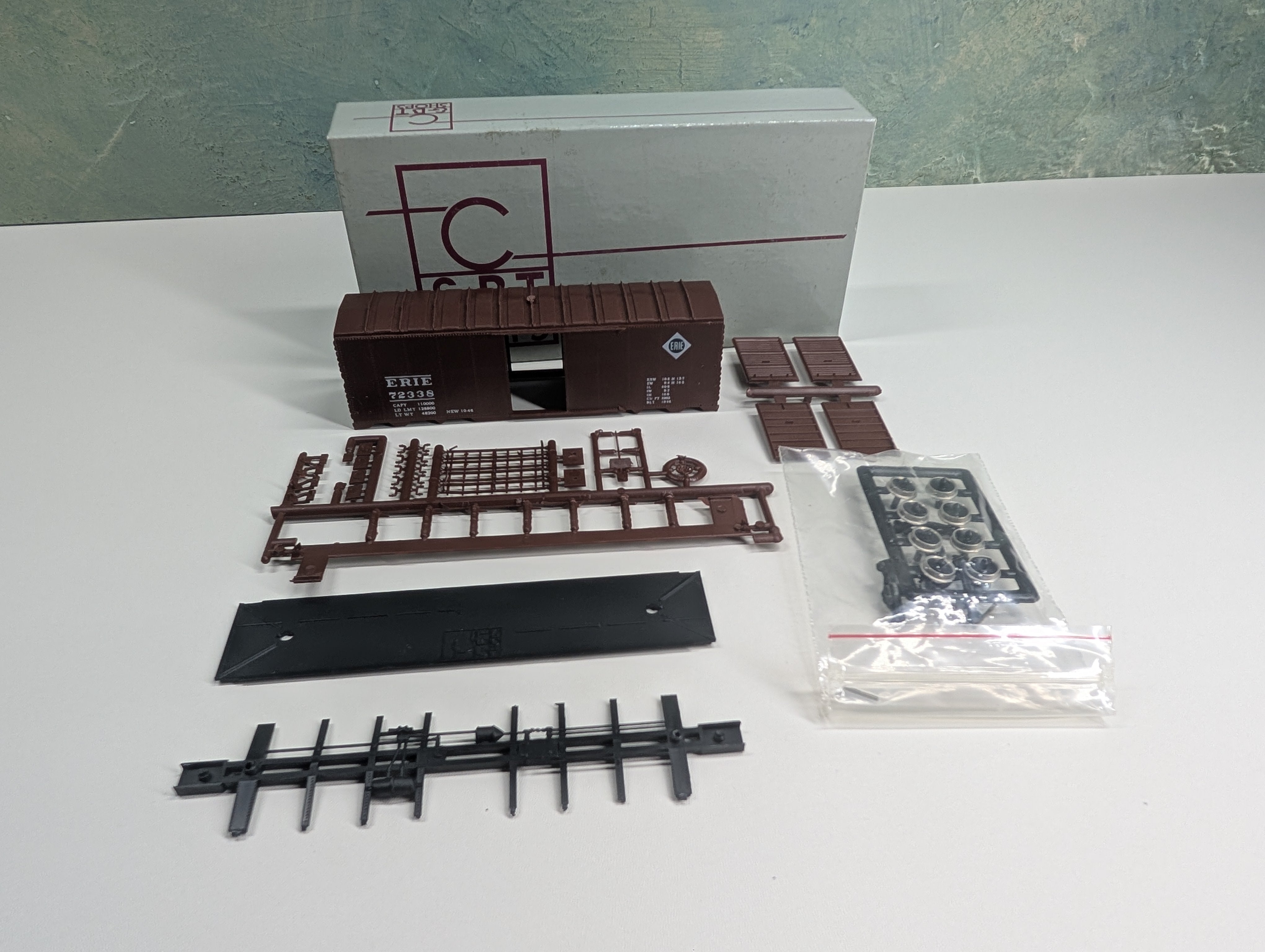 USED C&BT SHOPS HO Scale 1944 AAR 40' Box Car Erie #72338 Anthracite Car KIT