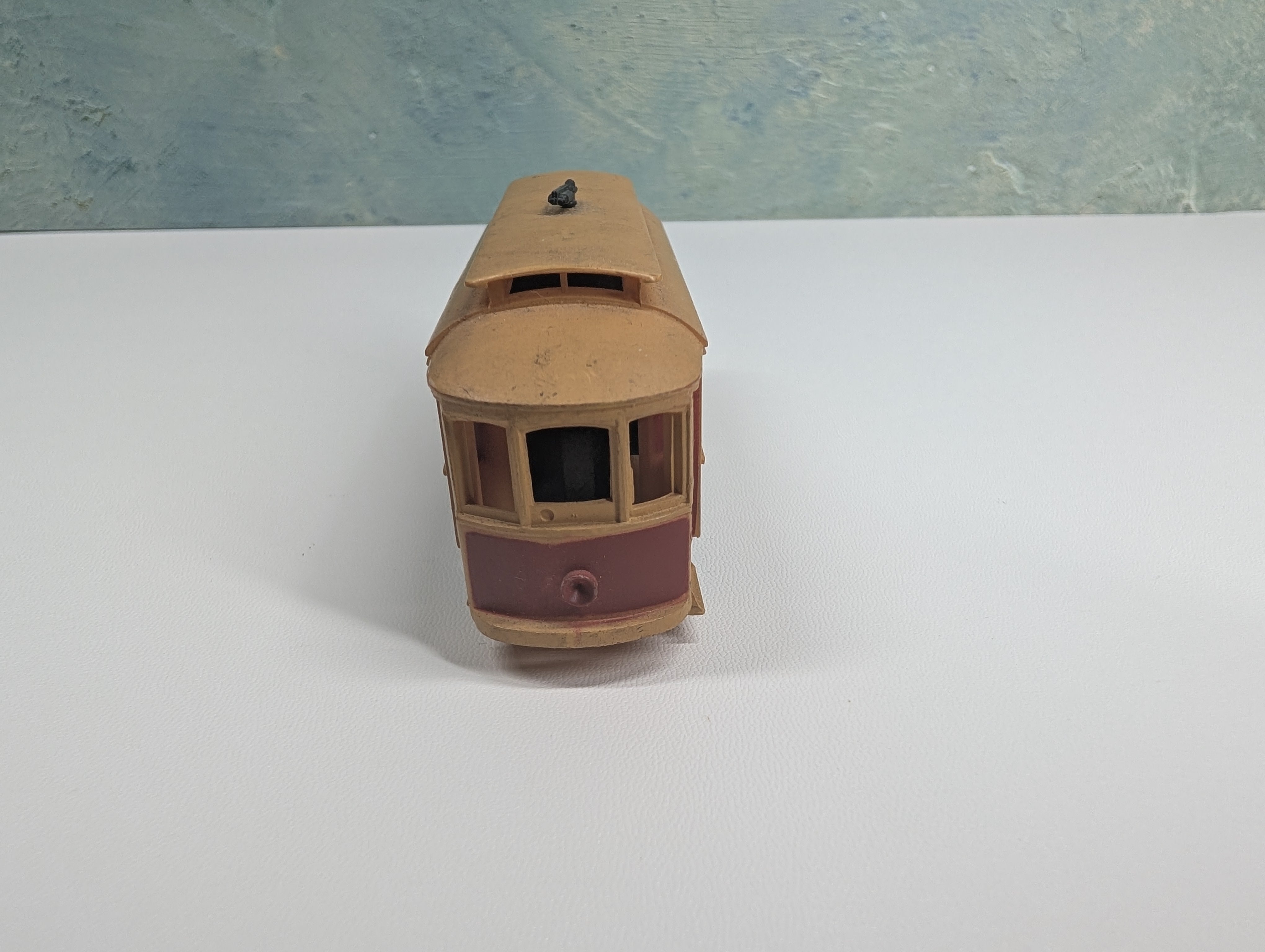 USED Tyco HO Scale Street Trolley Car Main Street #65 Runs DC