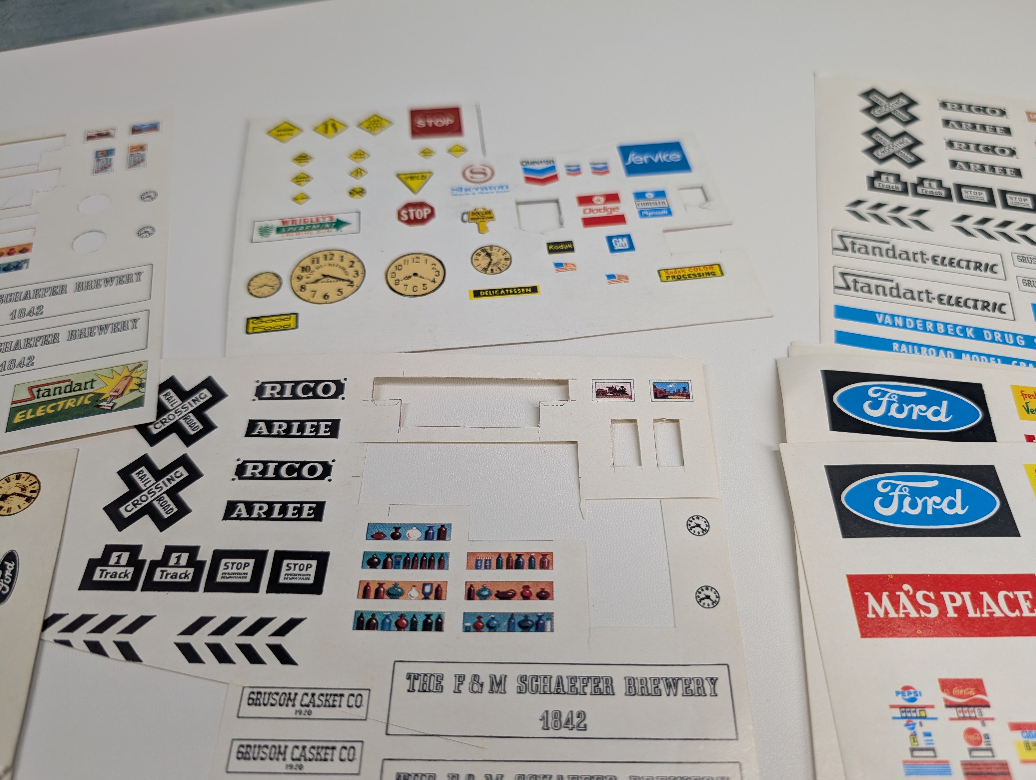 USED HO Scale Billboard Style Decals & Cardboard Cutouts for Layout Signs & Buildings