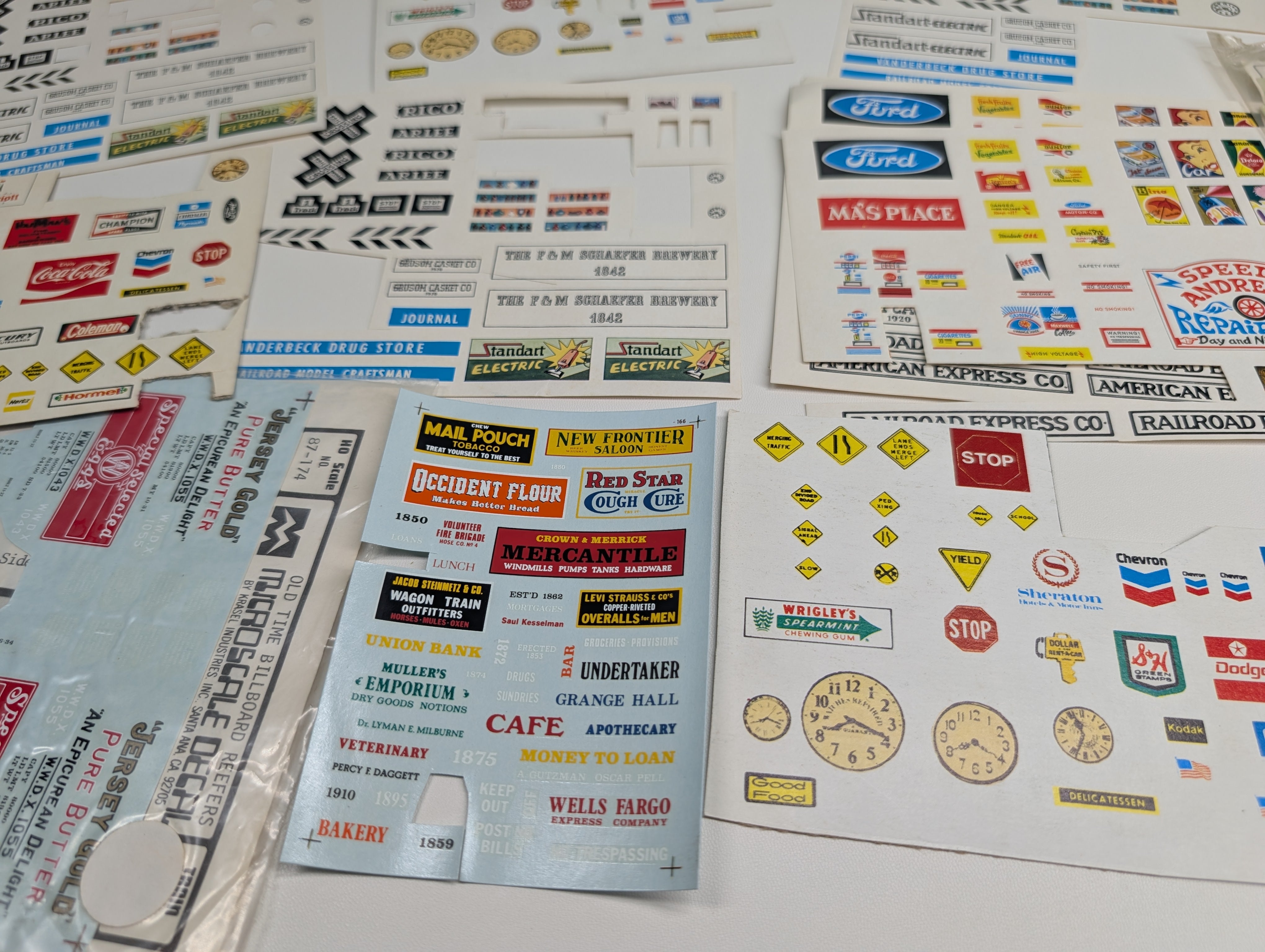 USED HO Scale Billboard Style Decals & Cardboard Cutouts for Layout Signs & Buildings