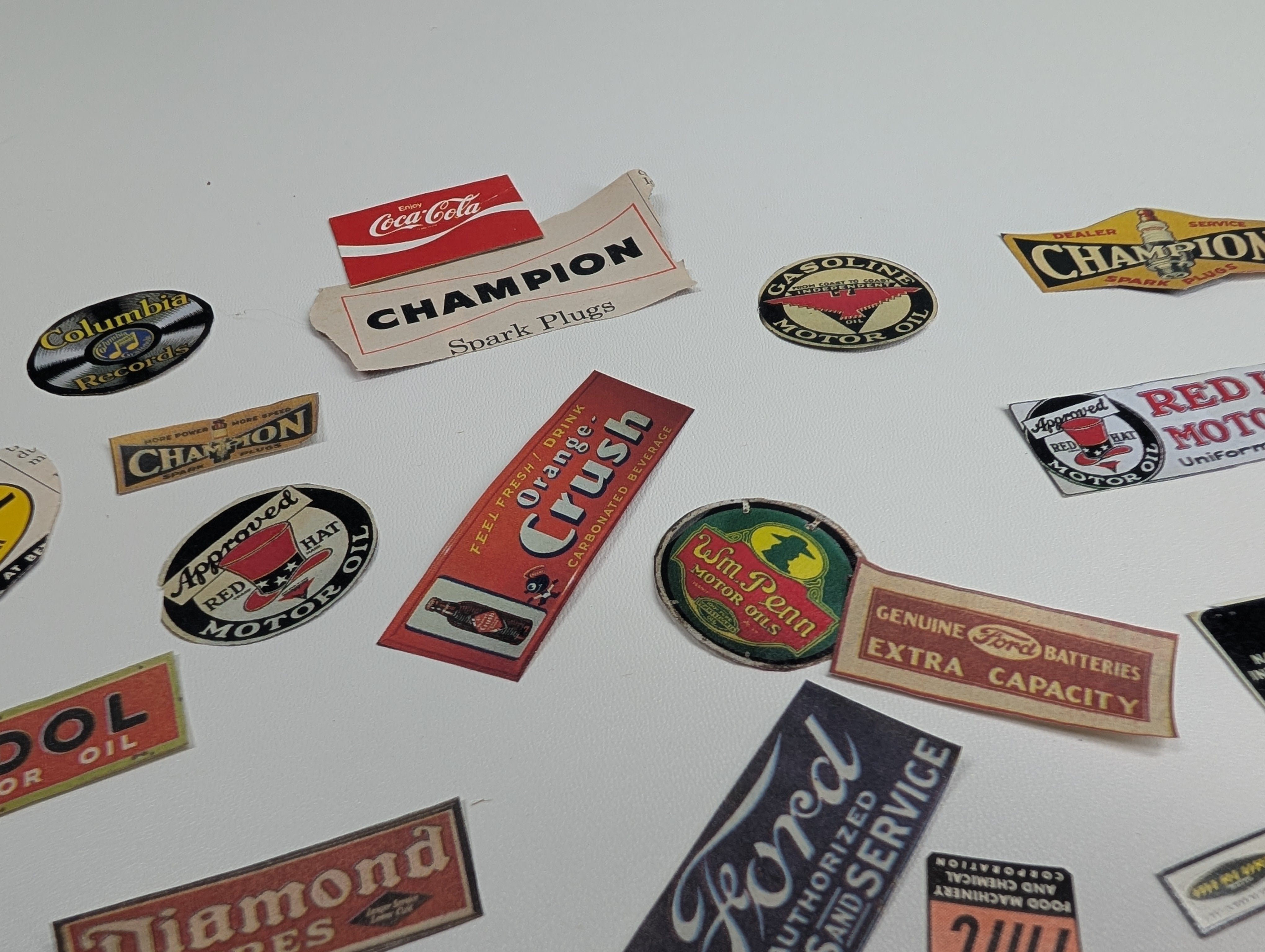 USED HO Scale Billboard Style Decals & Cardboard Cutouts for Layout Signs & Buildings