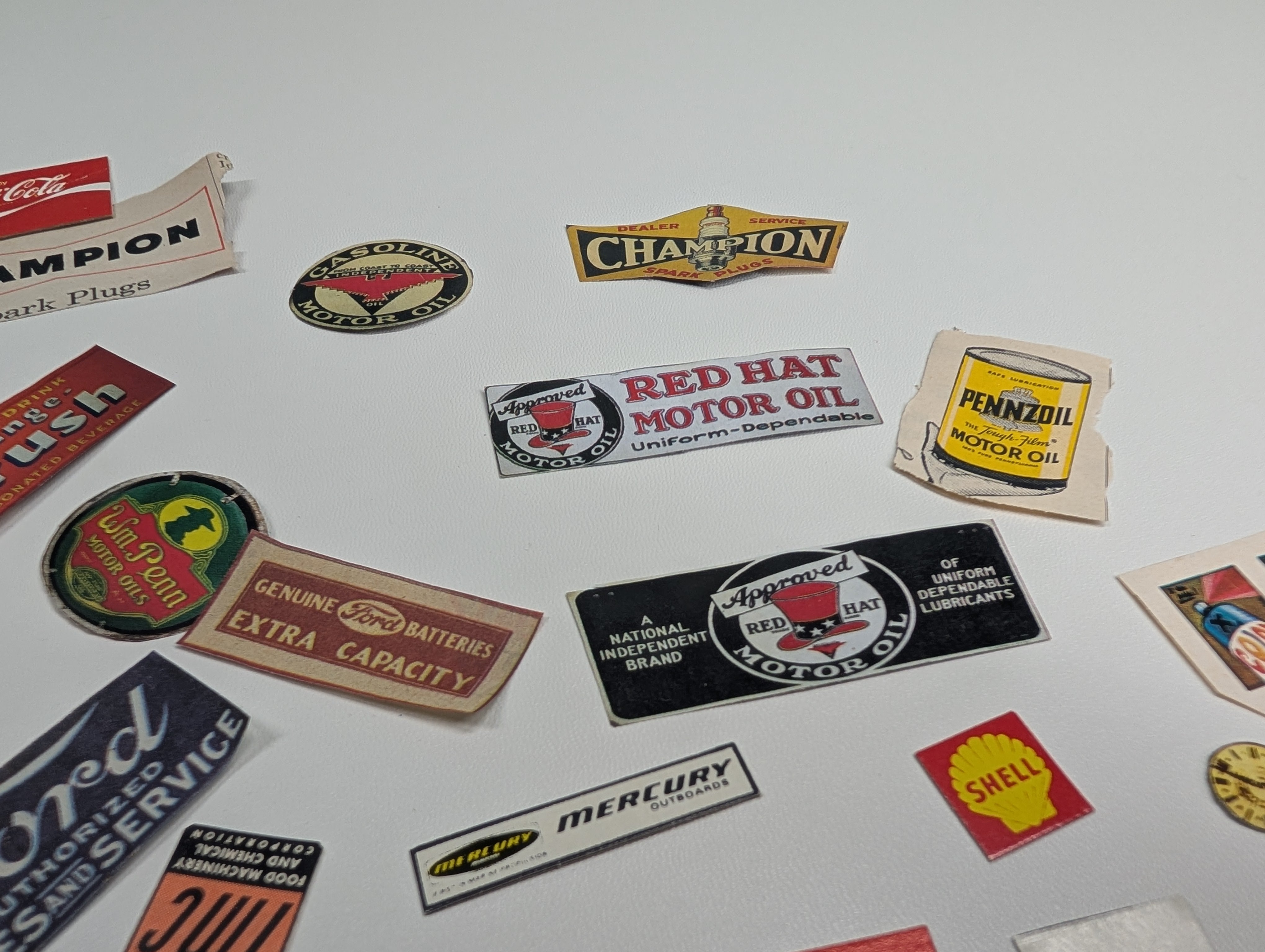USED HO Scale Billboard Style Decals & Cardboard Cutouts for Layout Signs & Buildings