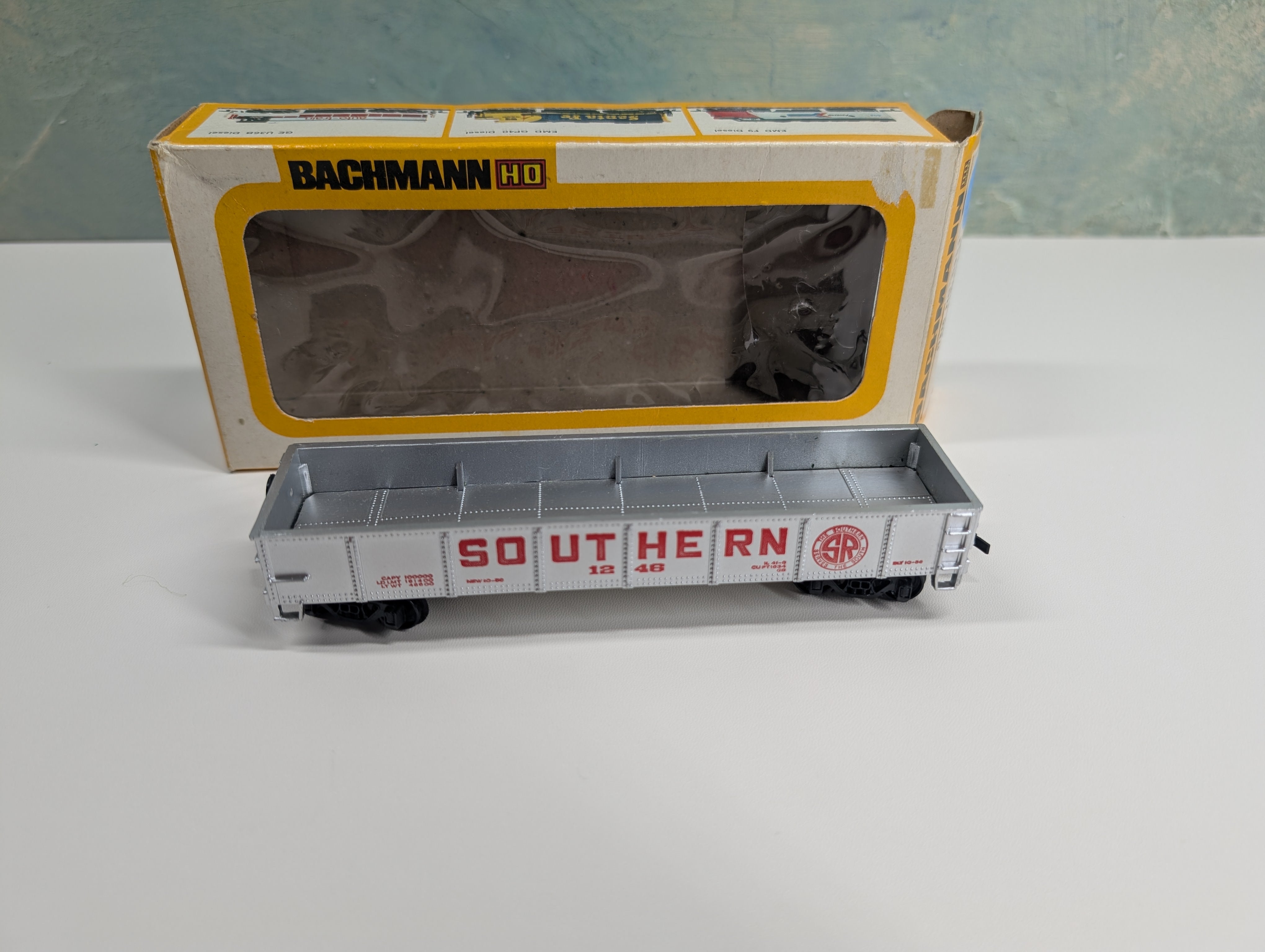 USED Bachmann 952 HO Scale 40' Gondola Southern #1246