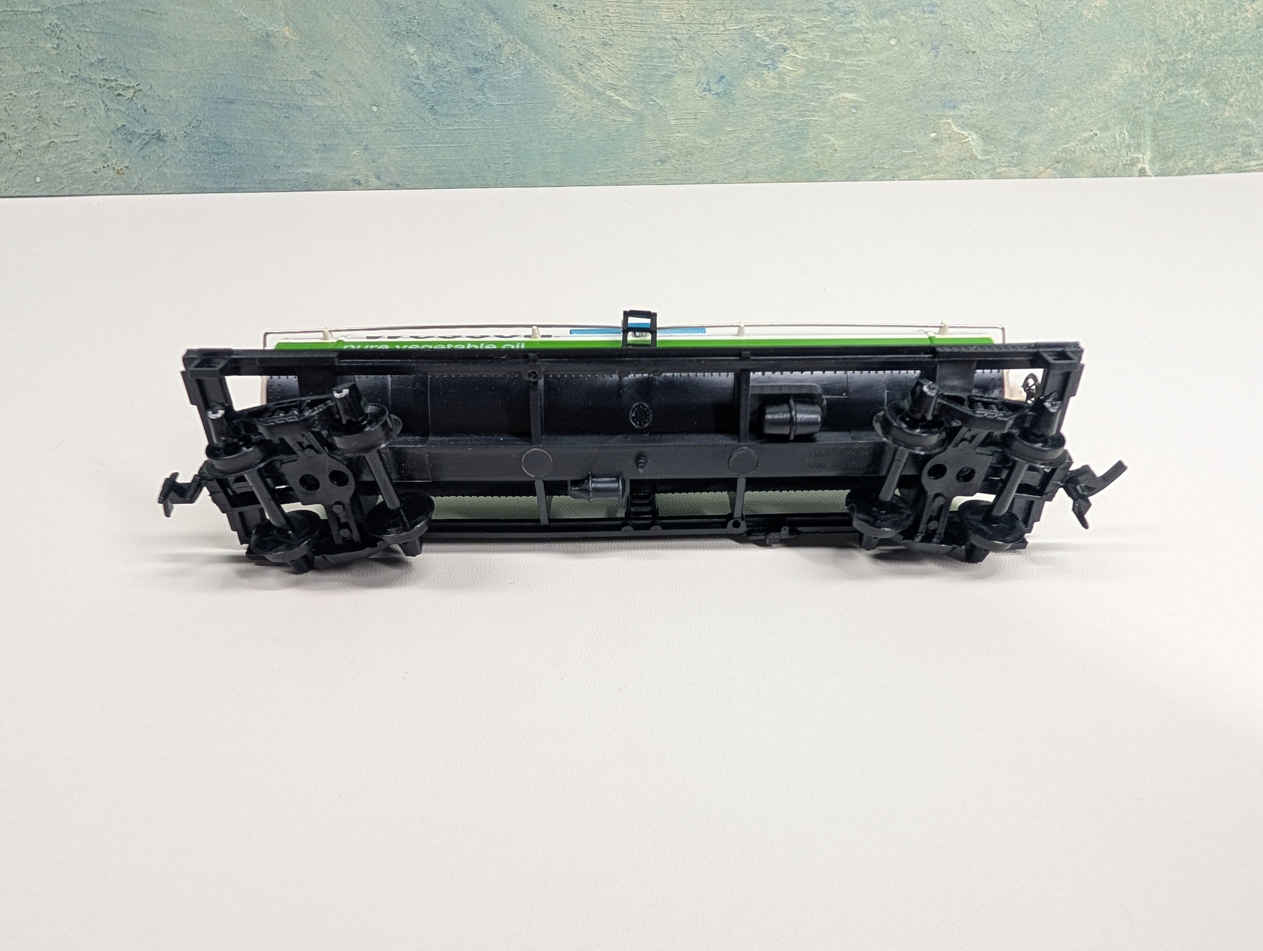 USED Tyco HO Scale Single Dome Tank Car Wesson GATX #9876