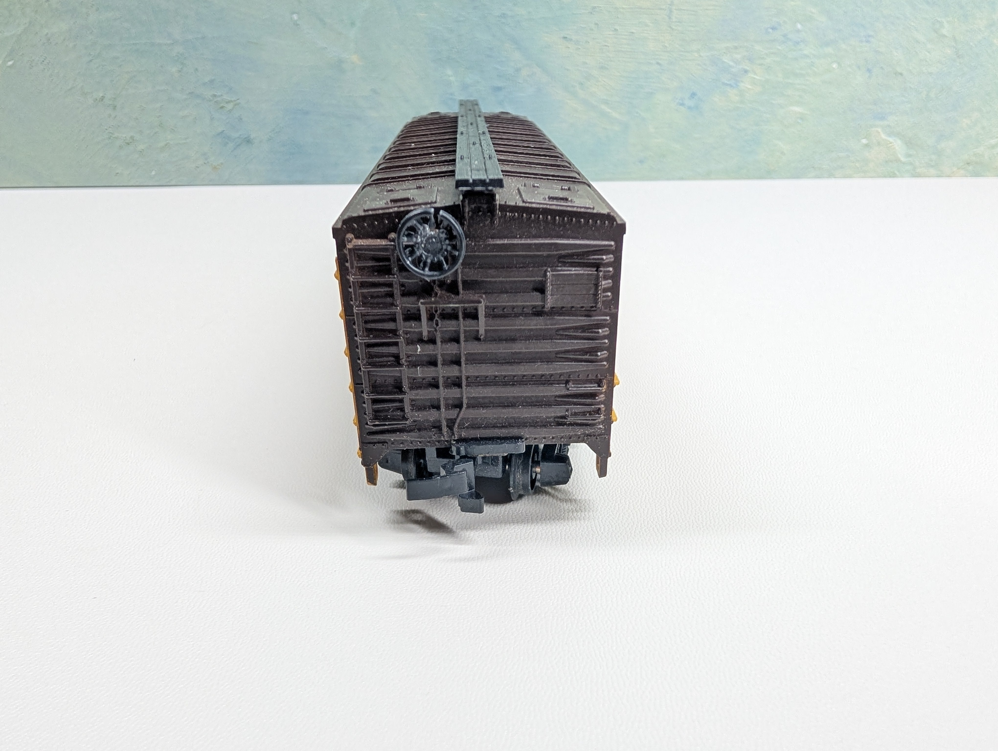 USED AHM HO Scale 40' Wooden Billboard Reefer Box Car Berkshire Ham & Bacon MAHX #2042