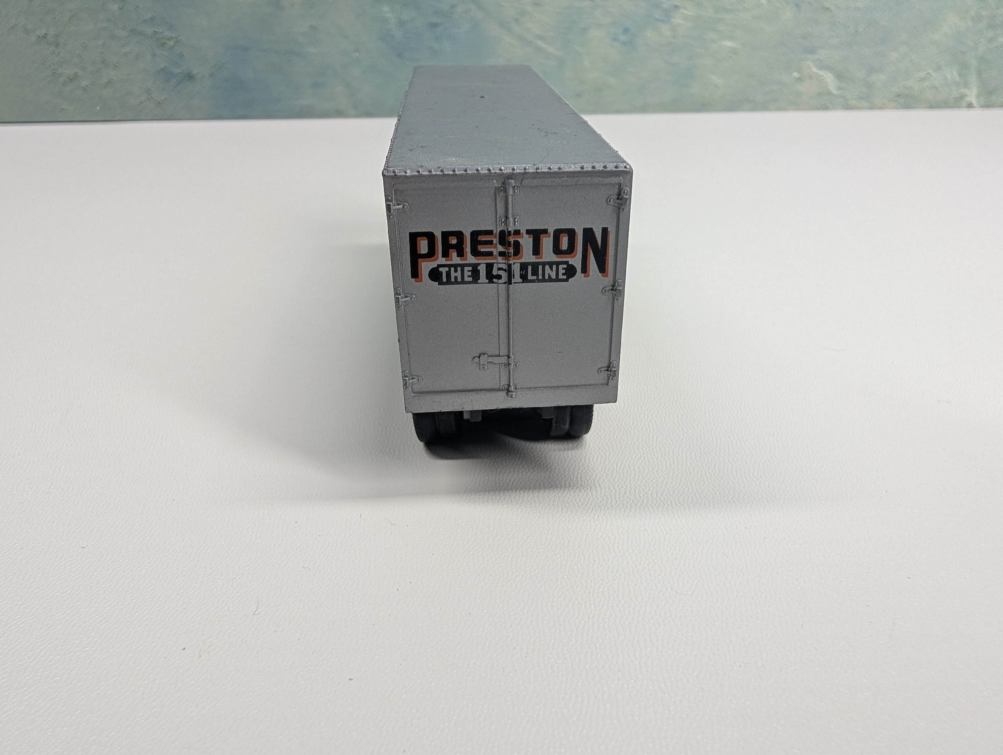 USED Walthers HO Scale 32' Trailer Preston