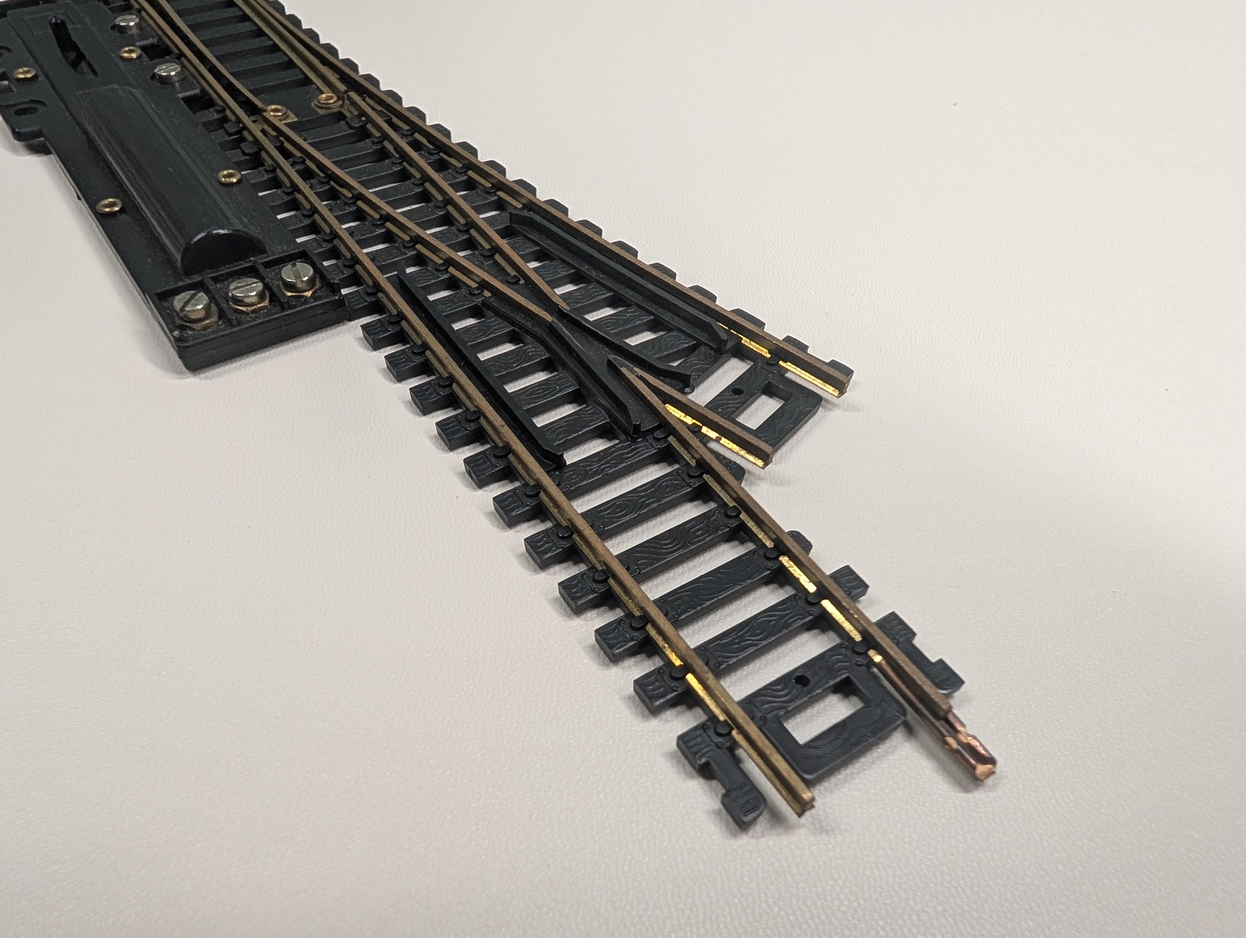 USED AHM HO Scale Left Switch Code 100 Brass Track
