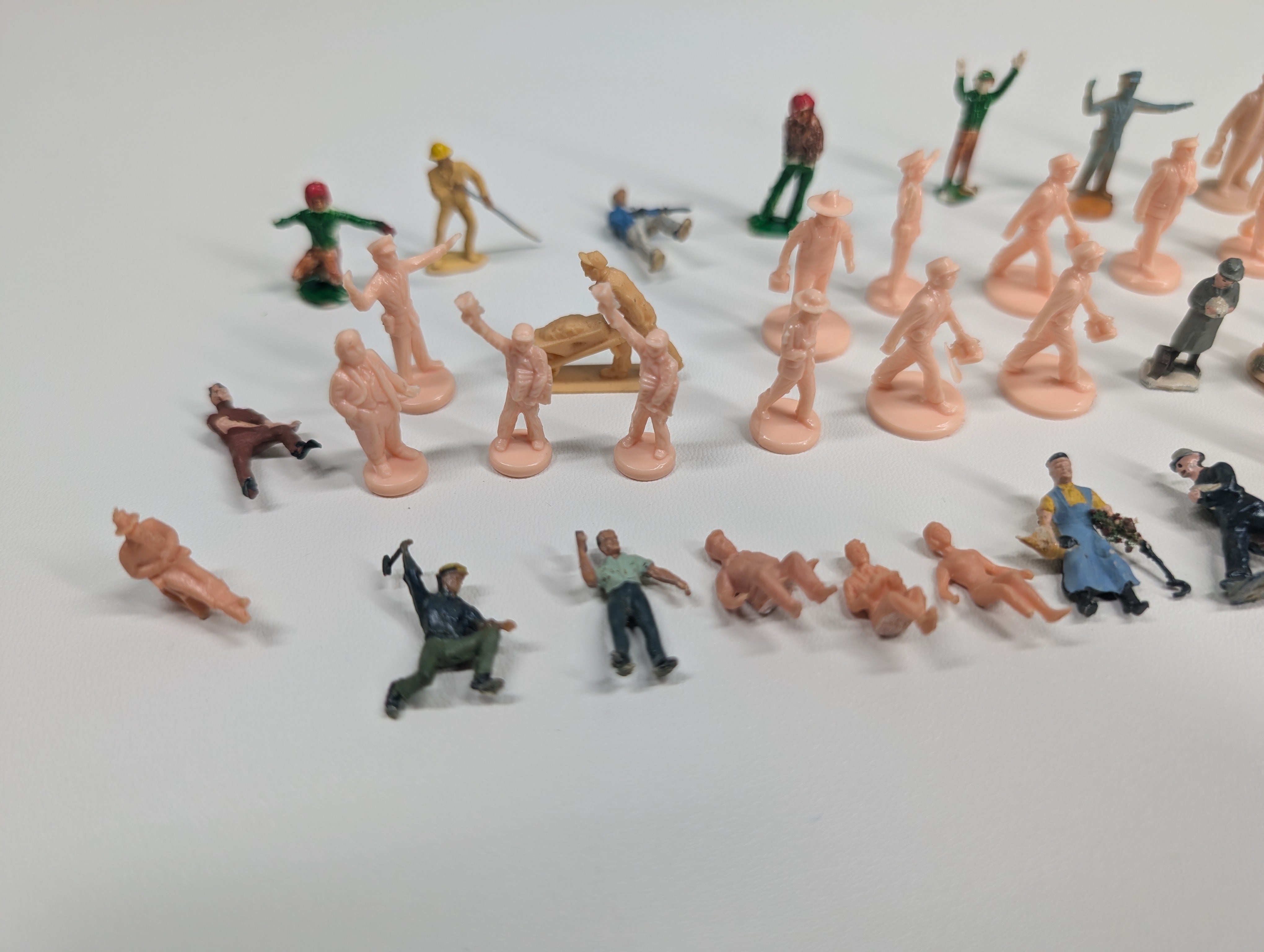 USED HO Scale Lot of Painted & Unpainted People (40+ pcs)