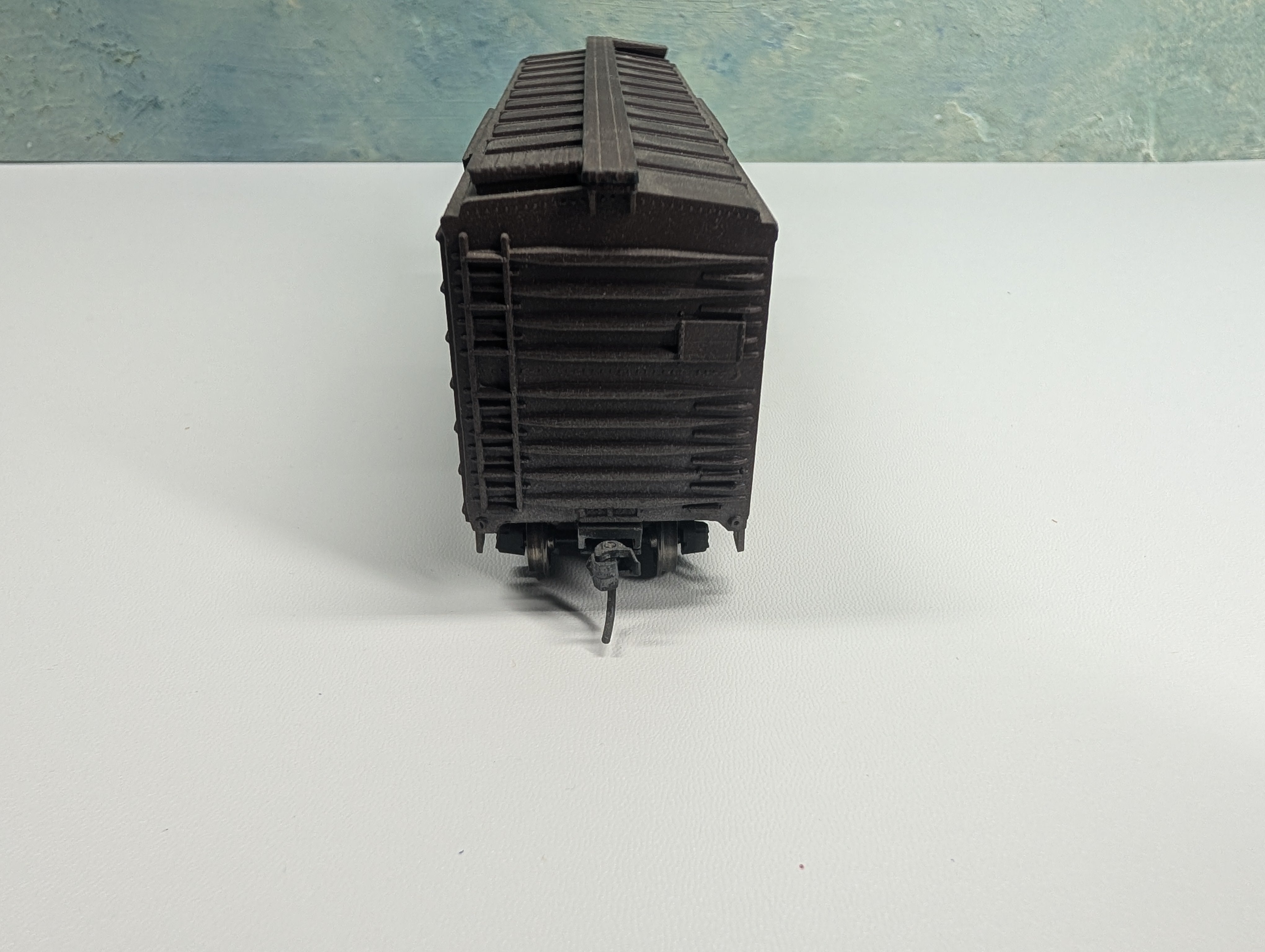USED Roundhouse HO Scale 40' Box Car Milwaukee Road MILW #18513 Weathered