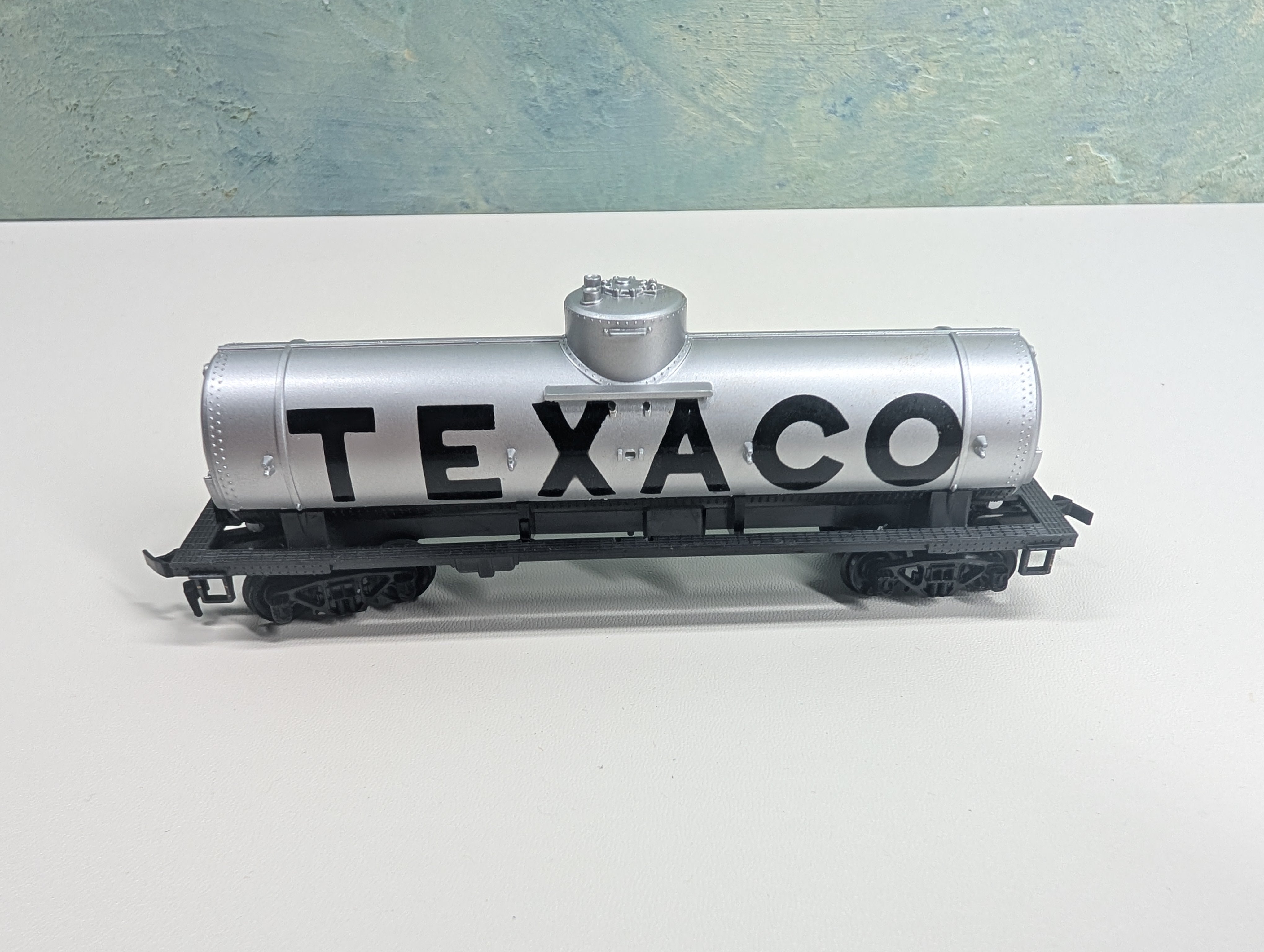 USED Tyco HO Scale Single Dome Tank Car Texaco