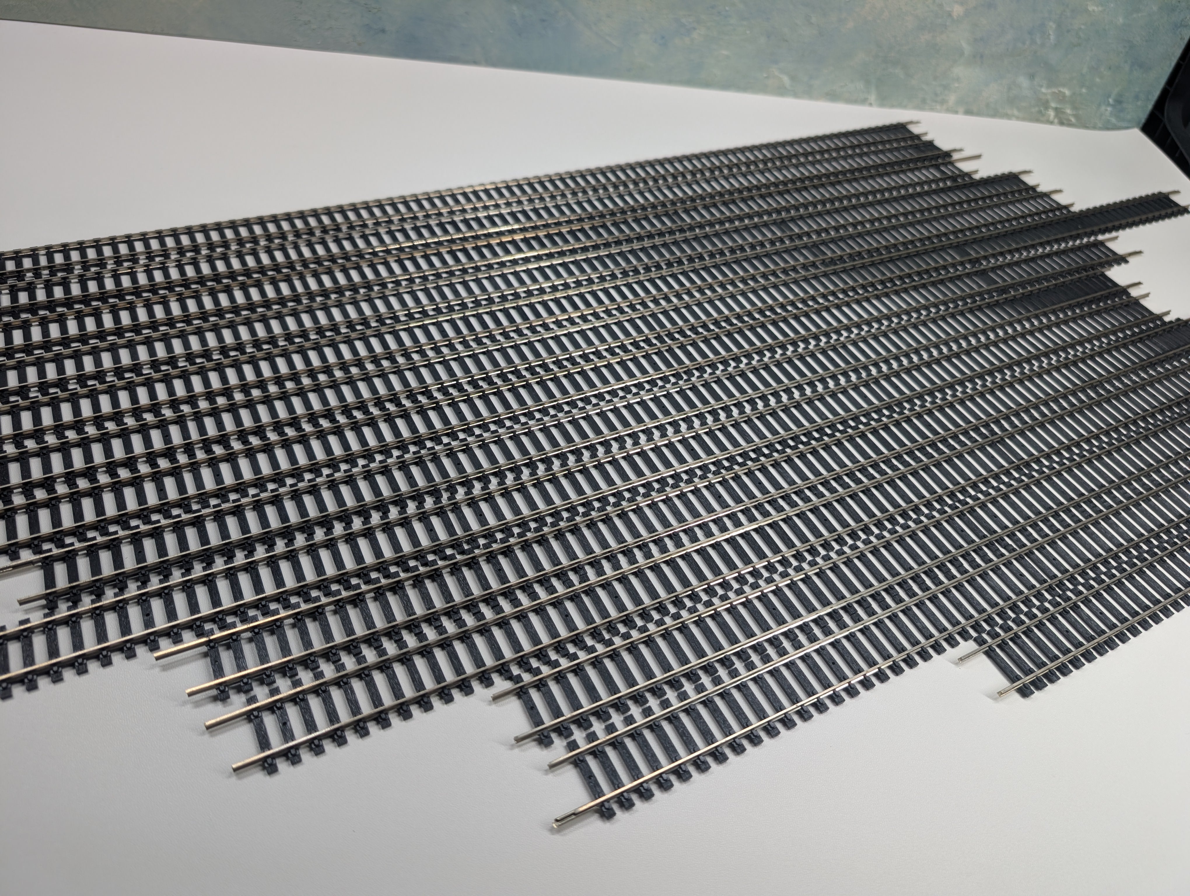USED Atlas HO Scale Flex Track, Code 100 Silver Track (Various Sizes) (14 pcs)