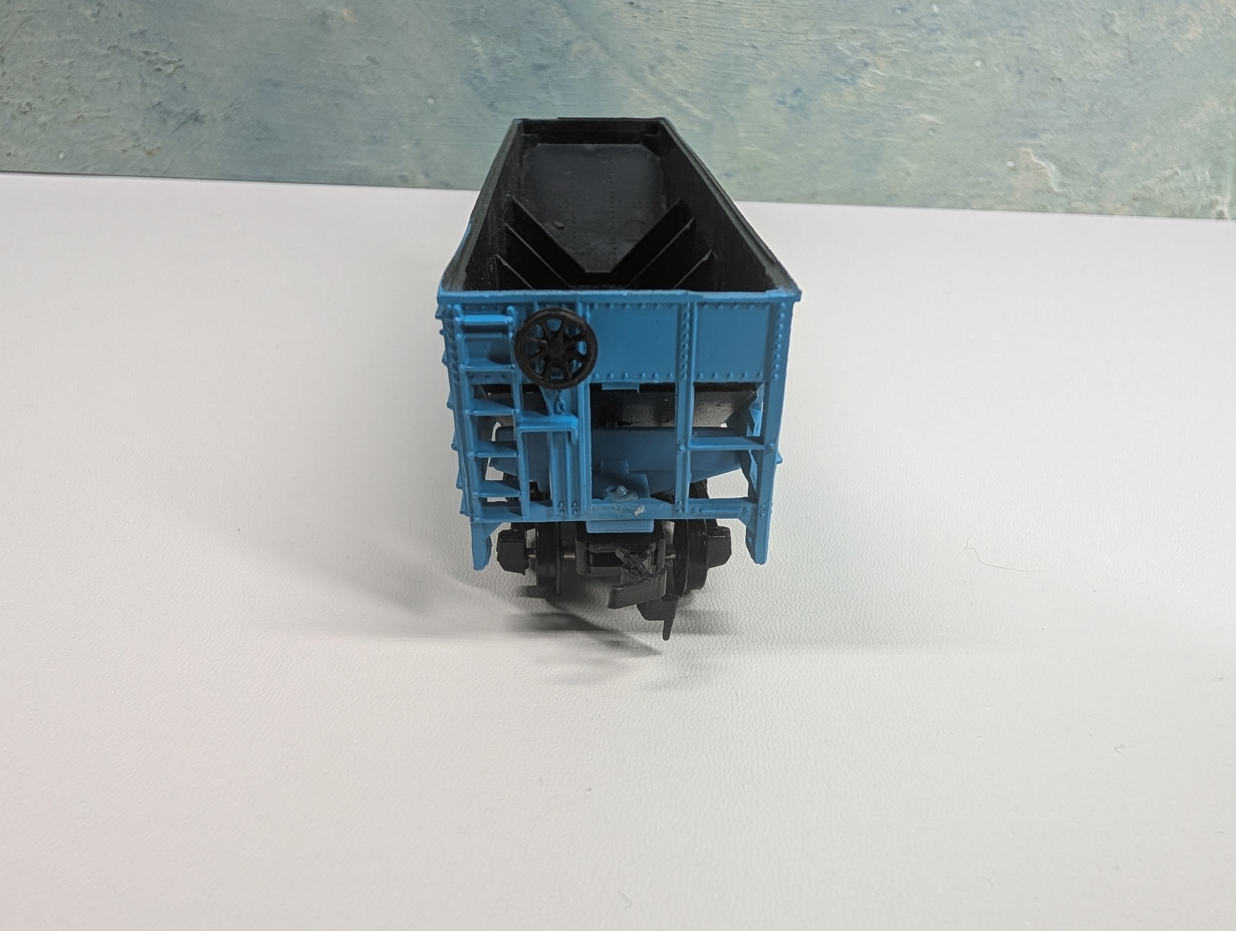 USED Bachmann HO Scale Open Hopper Rock #133274