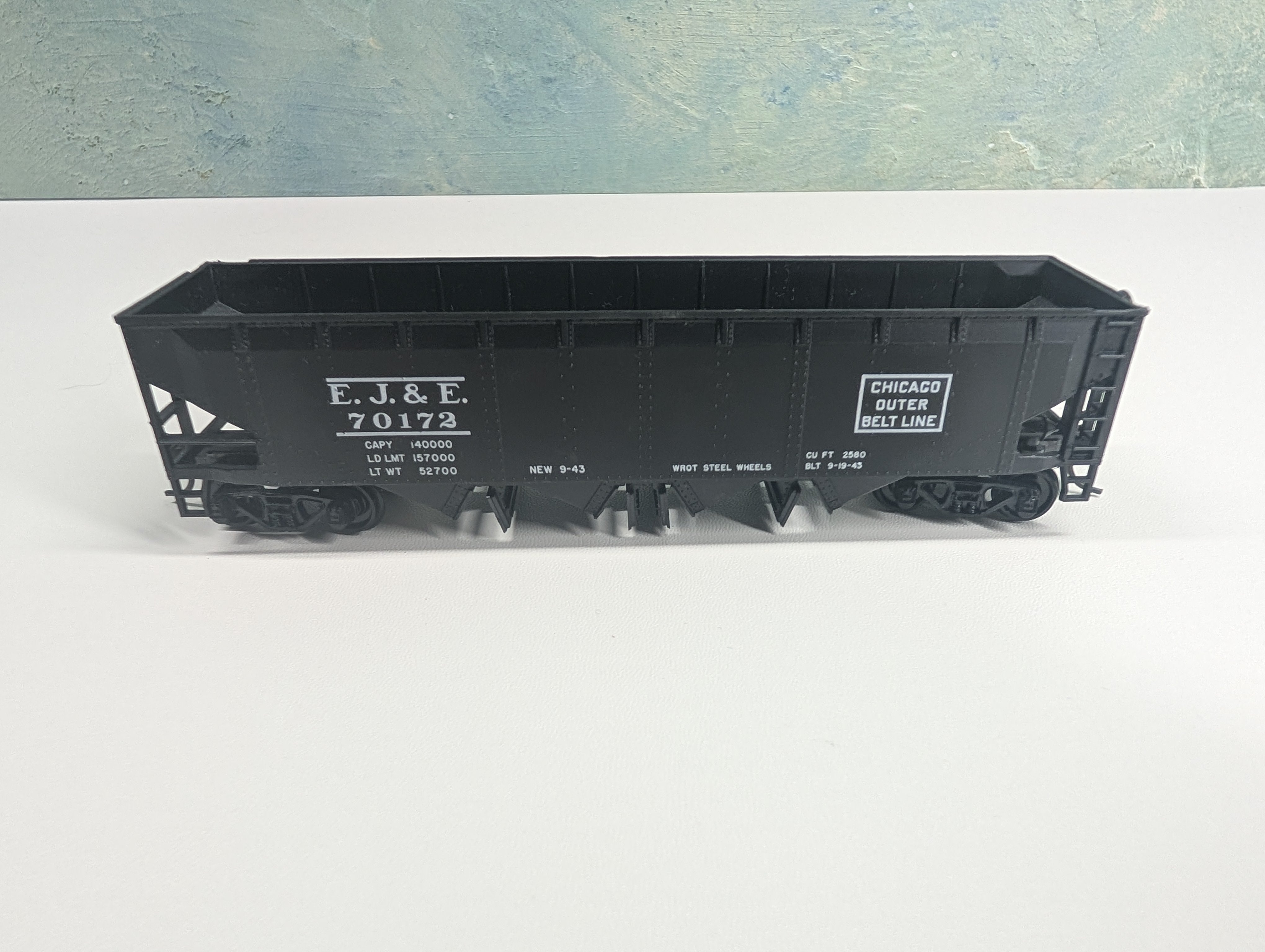 USED Athearn HO Scale Operating Hopper Elgin Joliet & Eastern EJ&E #70172