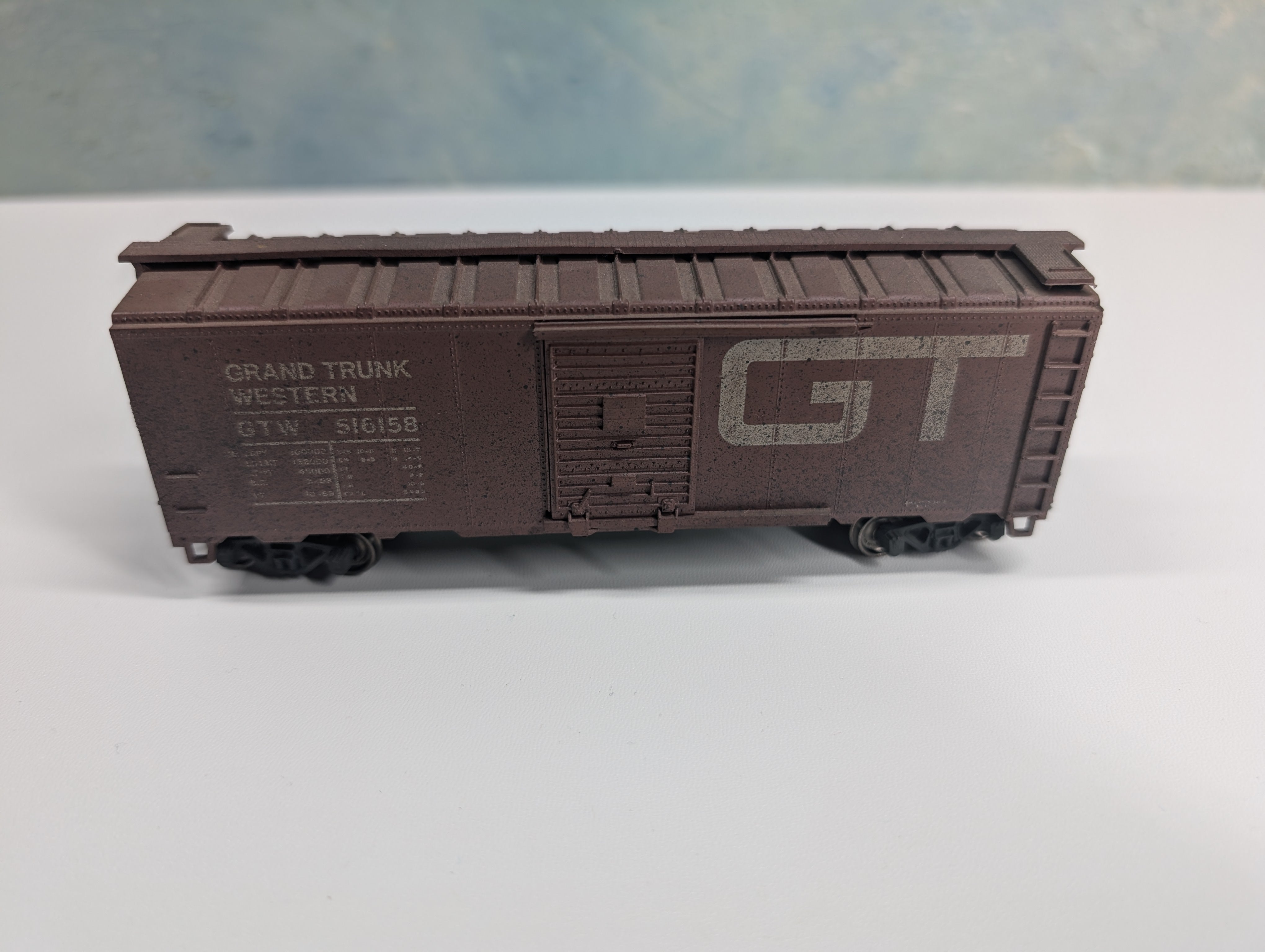 USED Athearn HO Scale 40' Box Car Grand Trunk Western GTW #516158 Weathered
