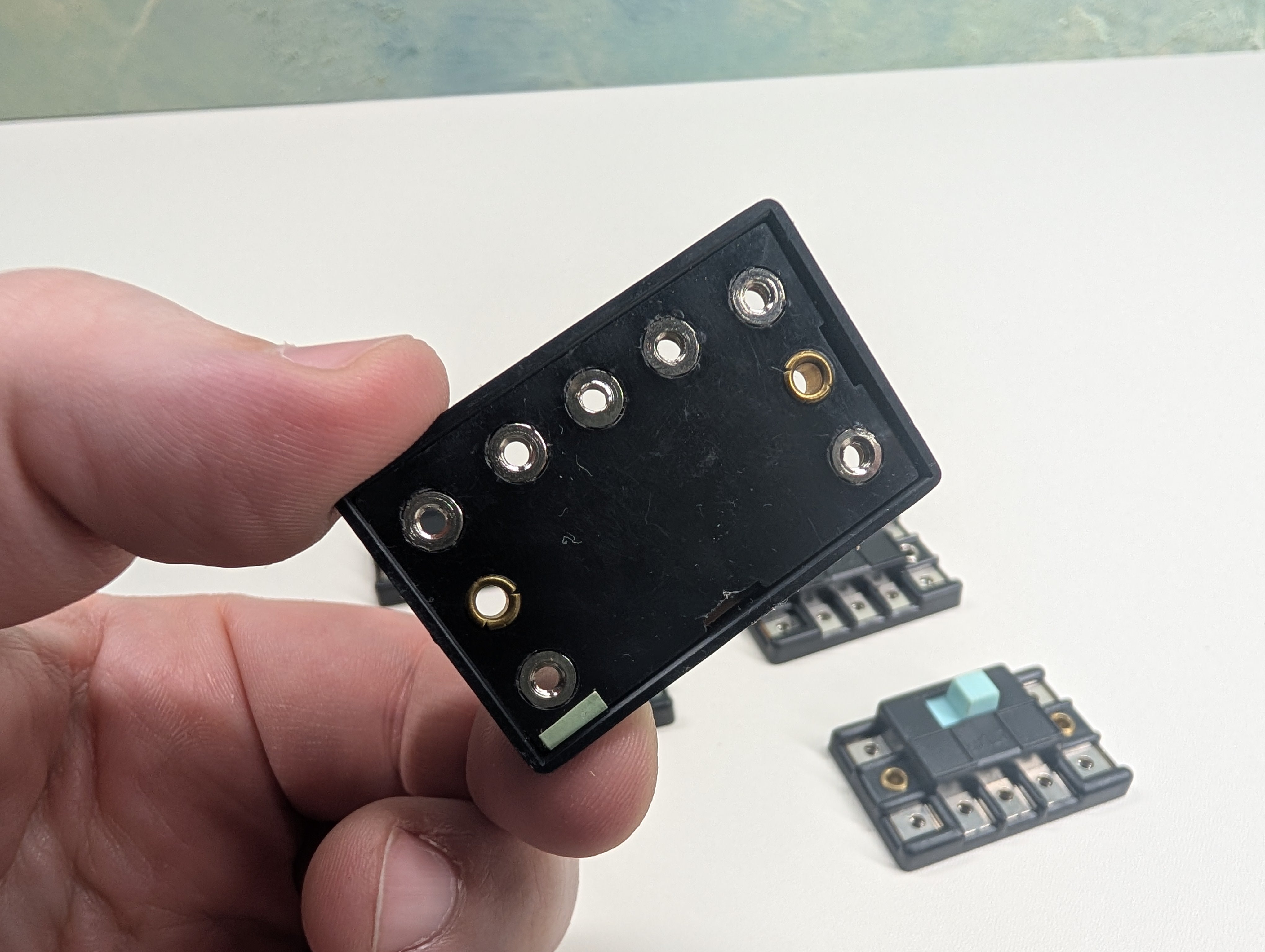 USED Atlas MULTI Scale Switch Control Boxes (6 pcs)