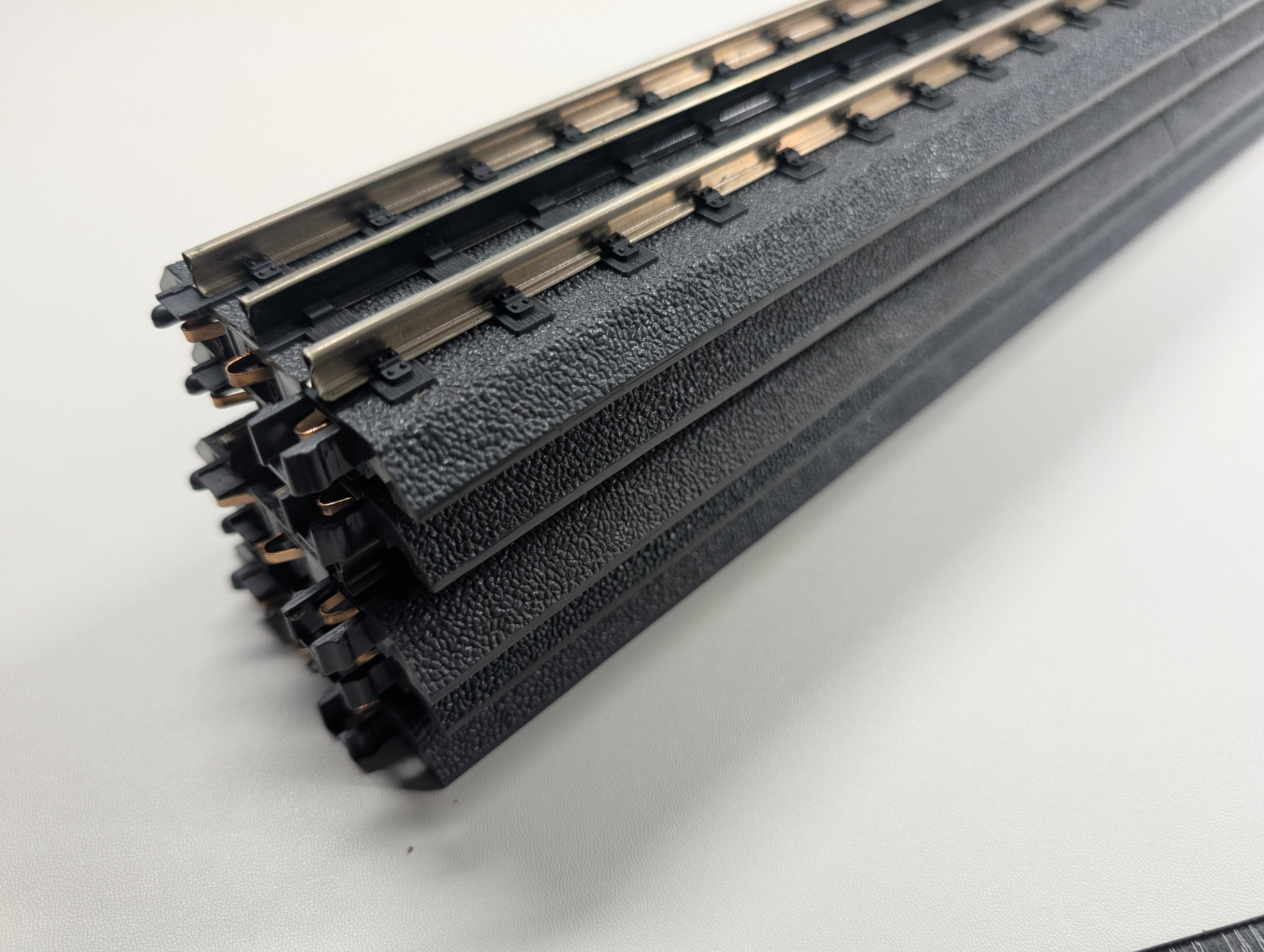 USED MTH O RealTrax 30" Straight Track (5 pcs)