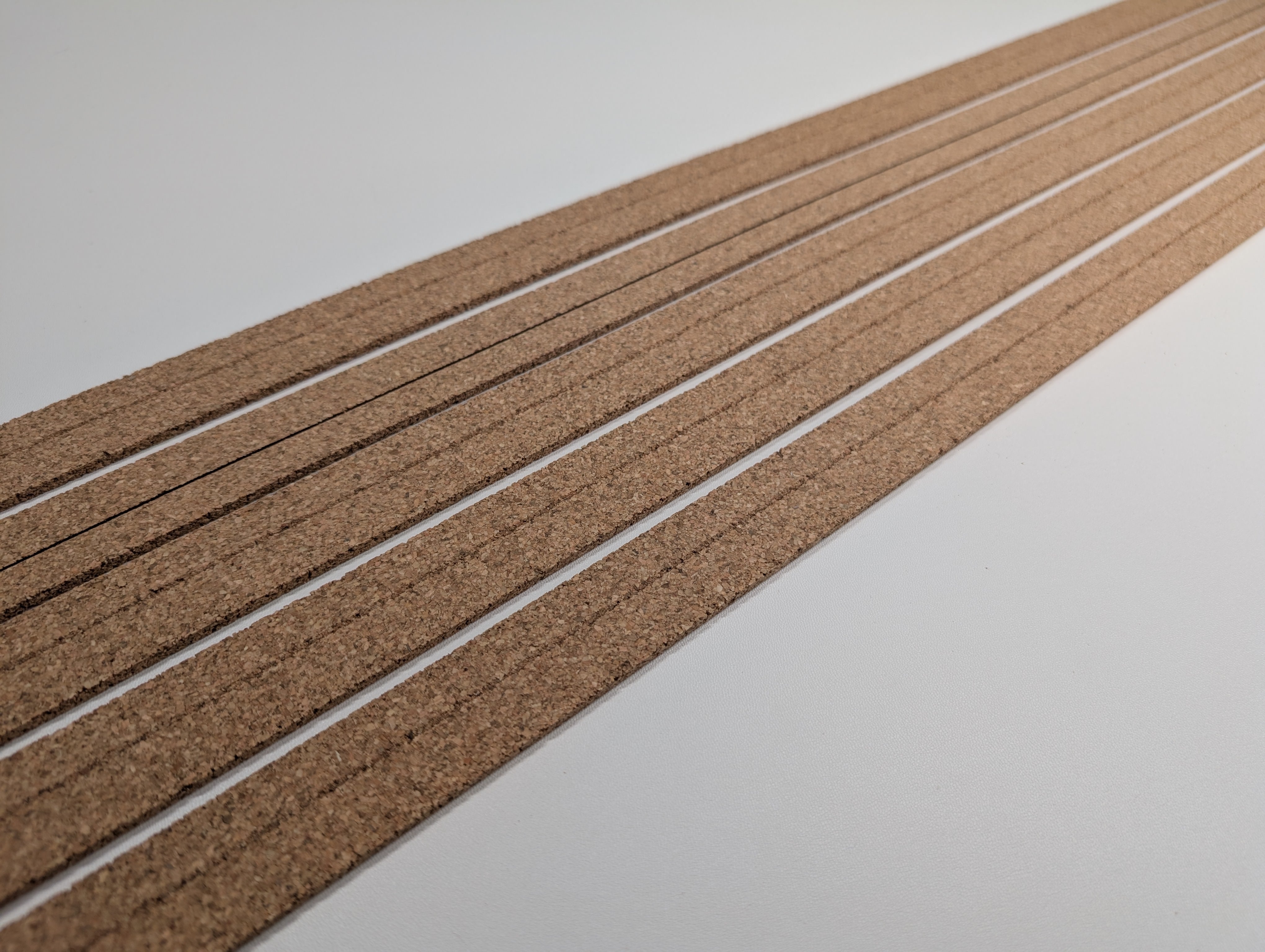 Atlas 70000250 N Scale Cork Roadbed, 3' Long (5 pcs)