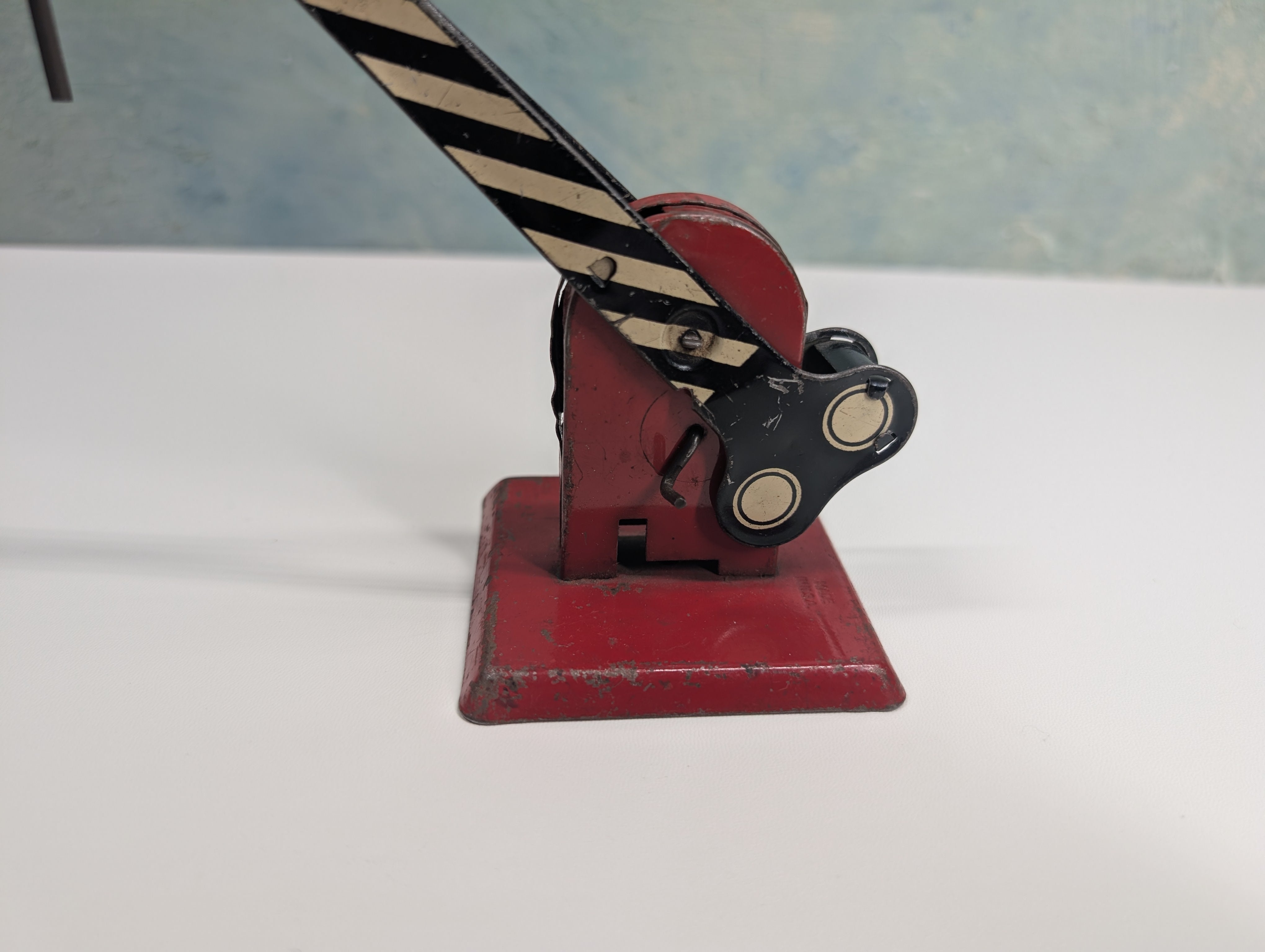 USED Marx O Semaphore Signal, Crossing Gate, Caution High Speed Trains Sign, Switchman Tower, Pre-War, Vintage