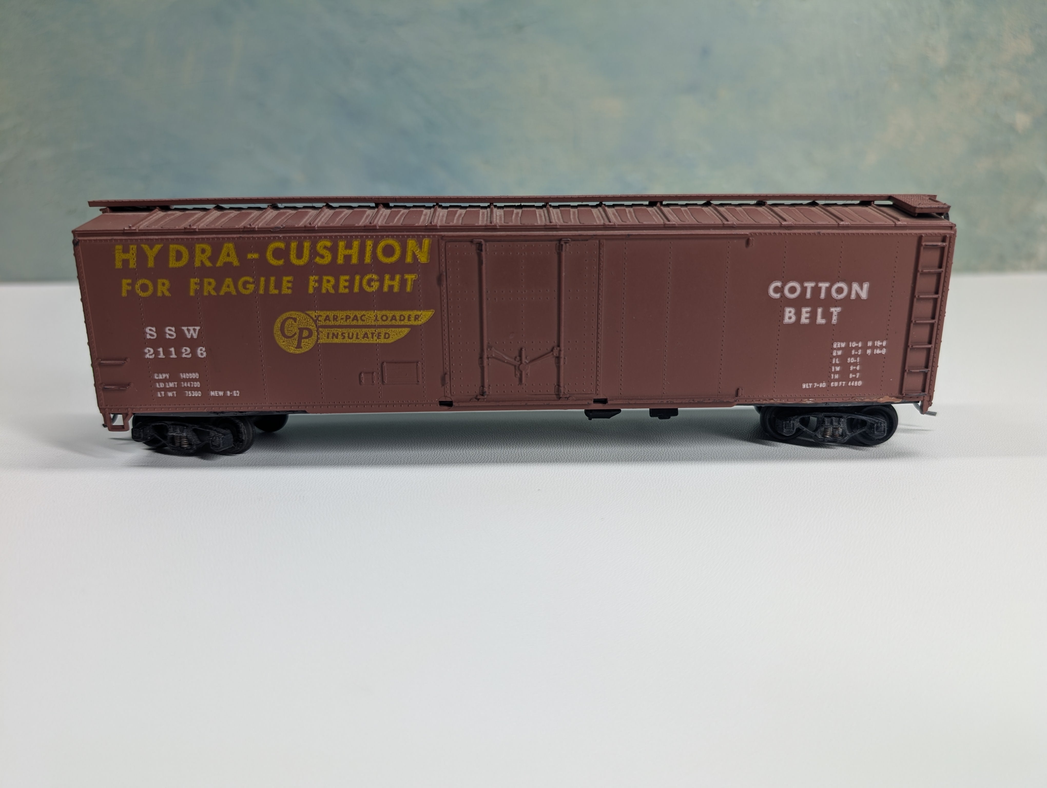 USED Roundhouse HO Scale 50' PD Box Car Cotton Belt SSW #21126