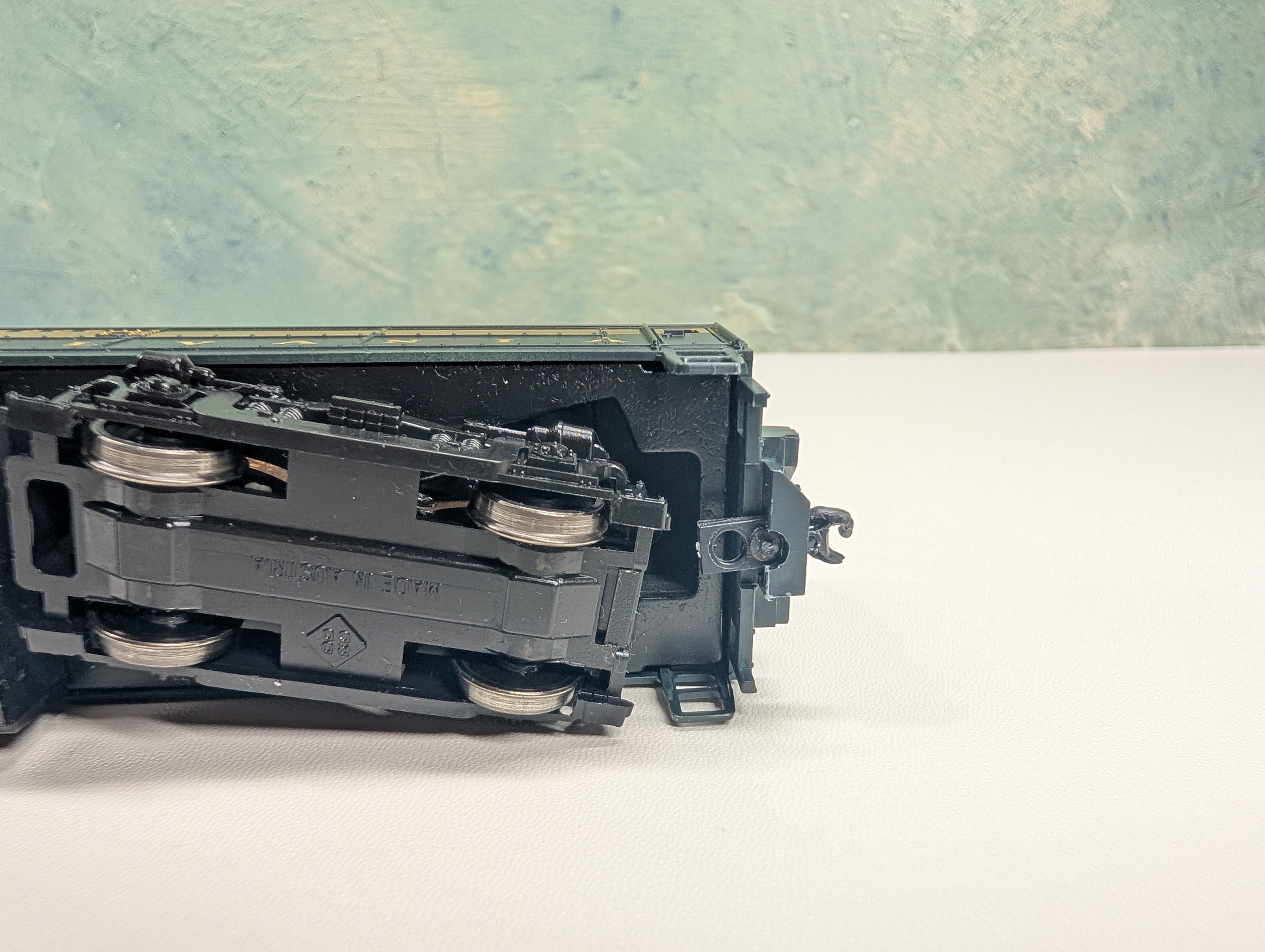 USED E-R Models HO Scale Sharknose Diesel Locomotive 5 Stripe Pennsylvania PRR #2006 Runs Great DC