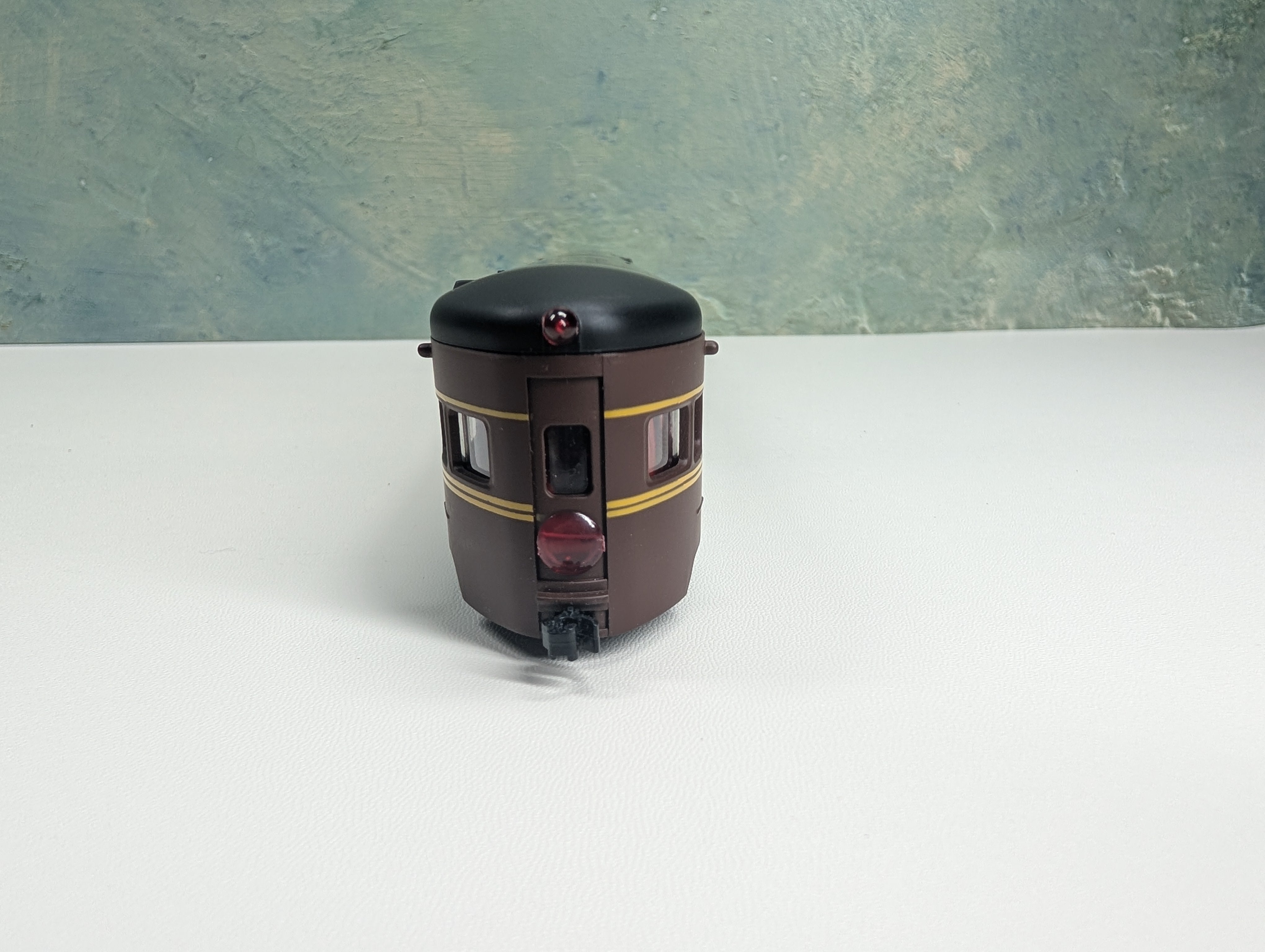 USED IHC HO Scale Smooth Side Observation Passenger Car Pennsylvania Metropolitan View