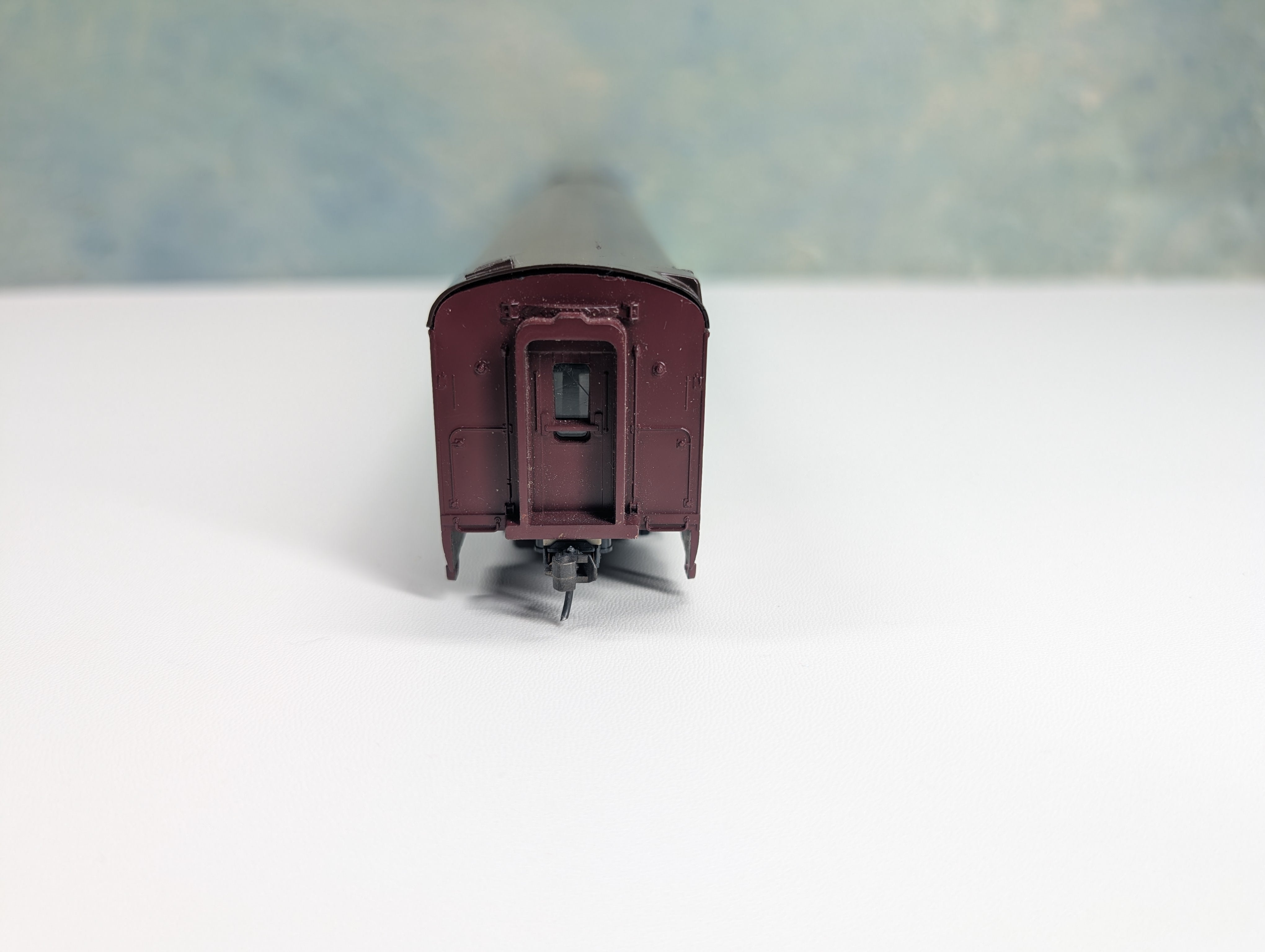 USED Rivarossi HO Scale Smooth Side Passenger Car Norfolk & Western Powhatan Arrow #1727