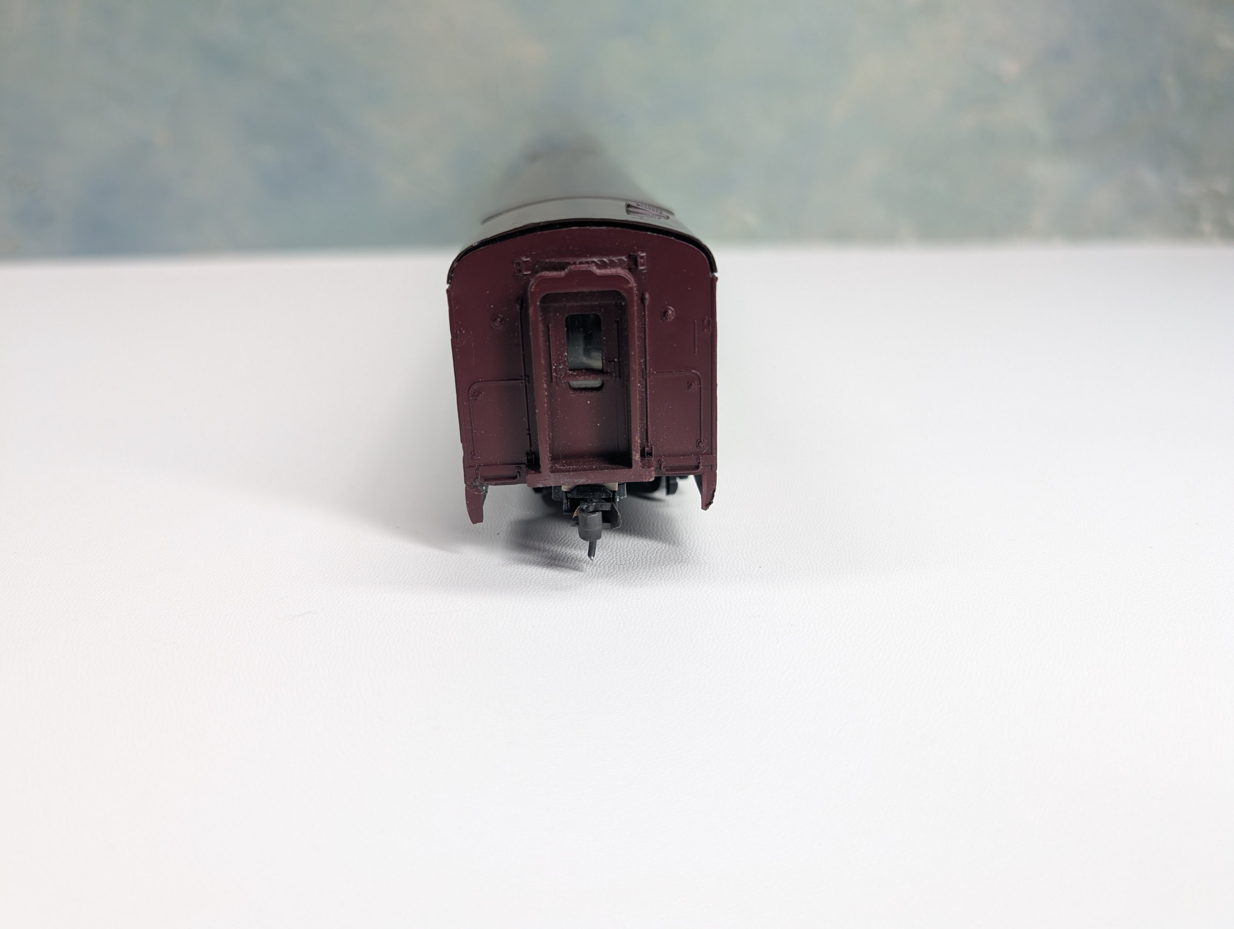 USED Rivarossi HO Scale Smooth Side Passenger Car Norfolk & Western Powhatan Arrow #1727