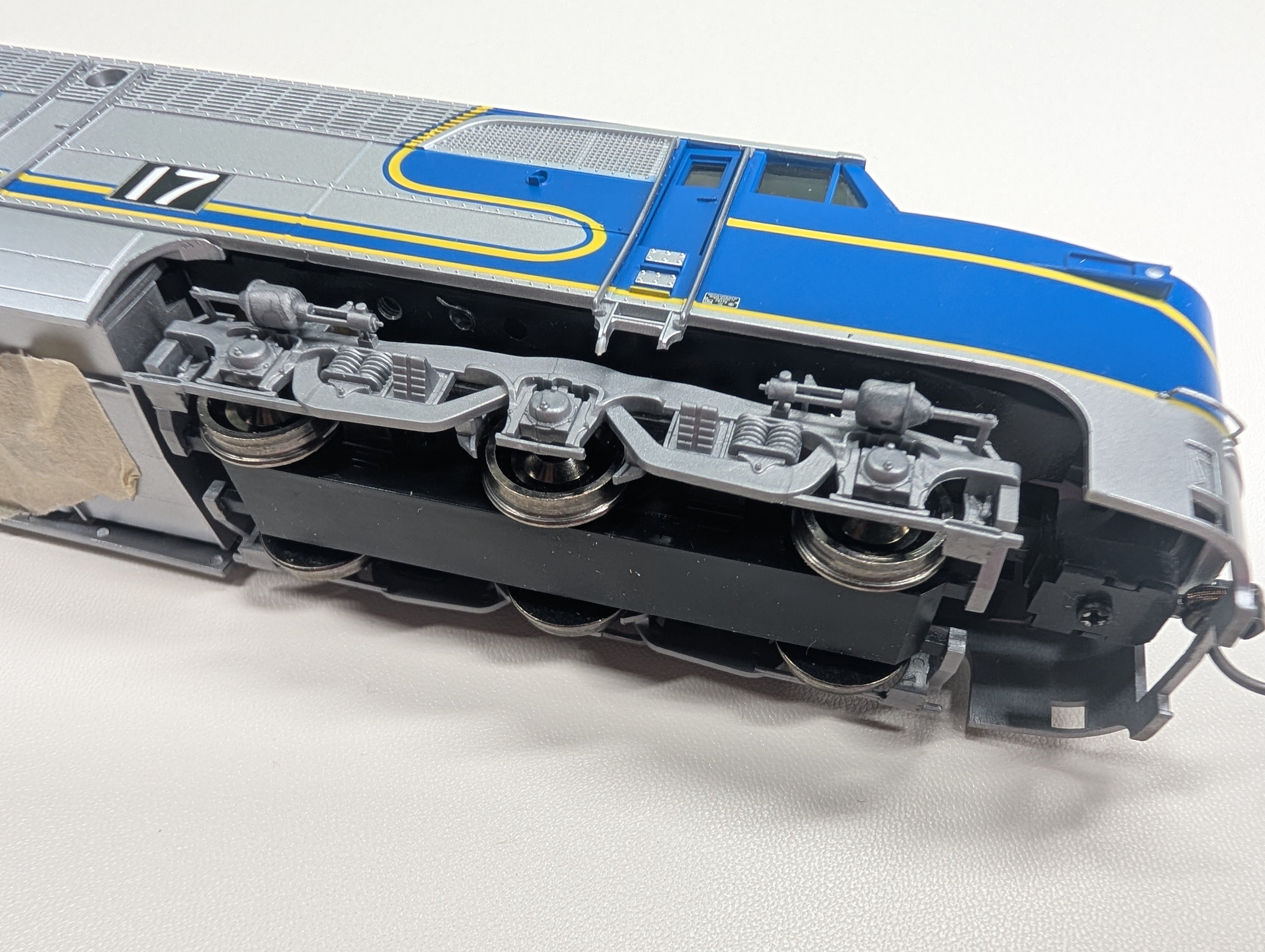 USED Life-Like HO Scale Proto 2000 PA-1 Diesel Locomotive w/ Mars Light Delaware and Hudson #17 Runs Great DC