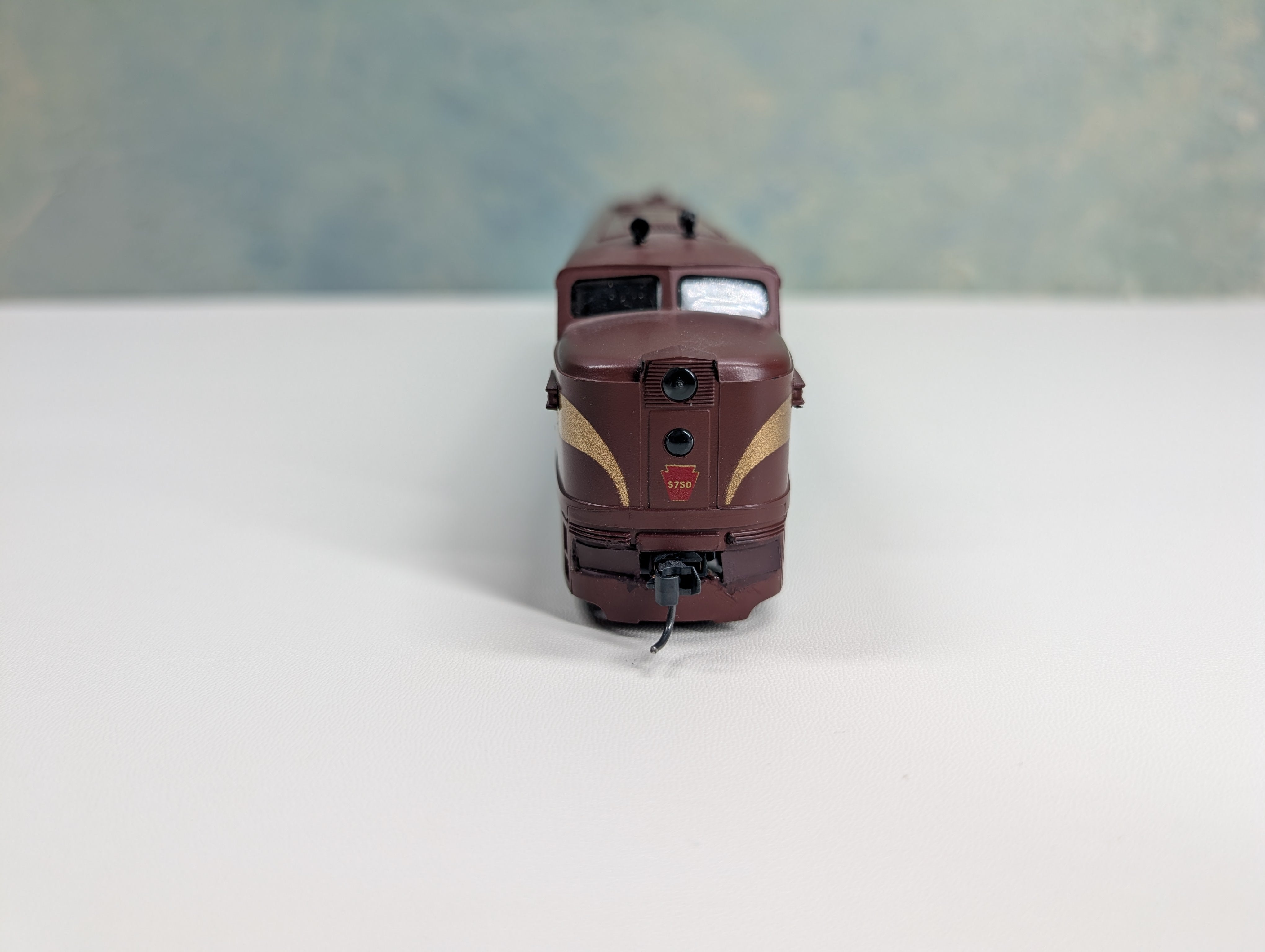 USED Athearn HO Scale PA-1 Diesel Locomotive Pennsylvania PRR #5750 Runs Great DC