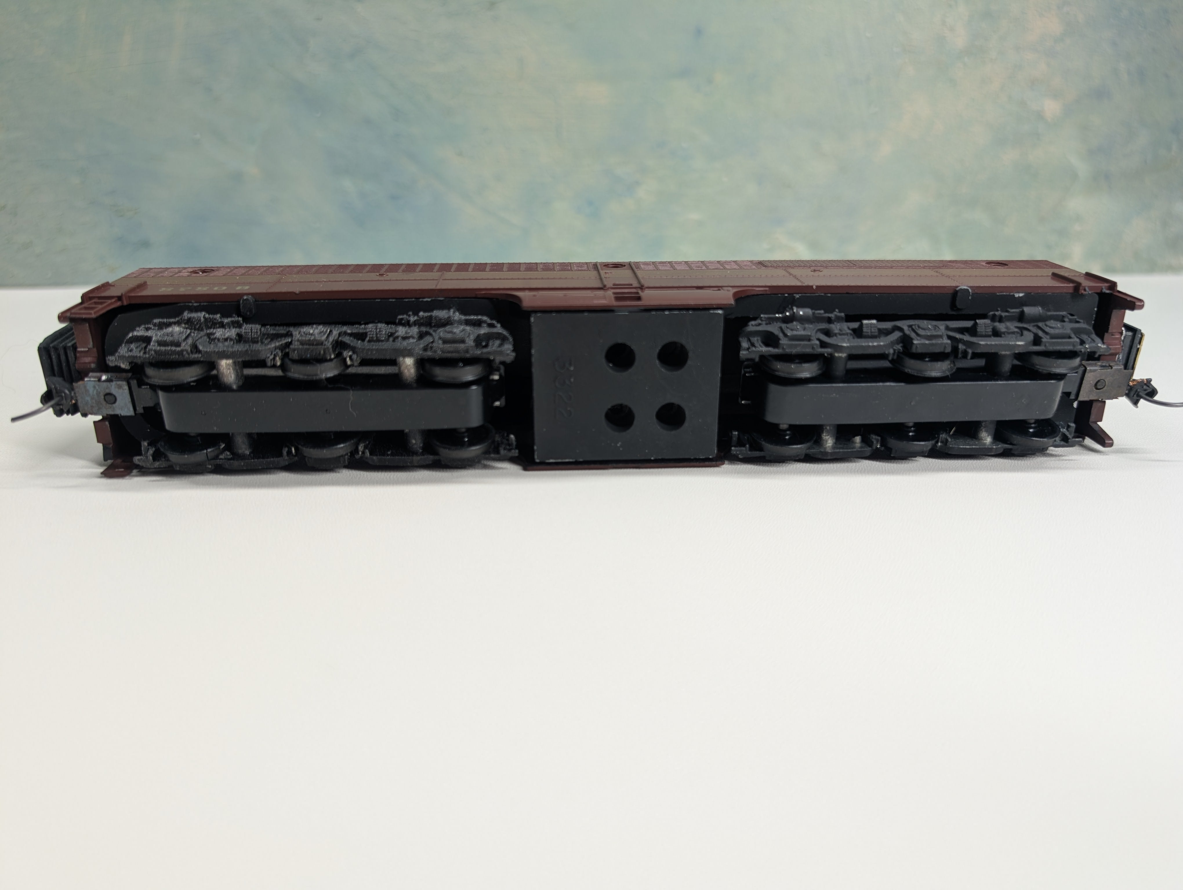 USED Athearn HO Scale PB-1 Diesel Locomotive Pennsylvania PRR #5750 B Non-Powered