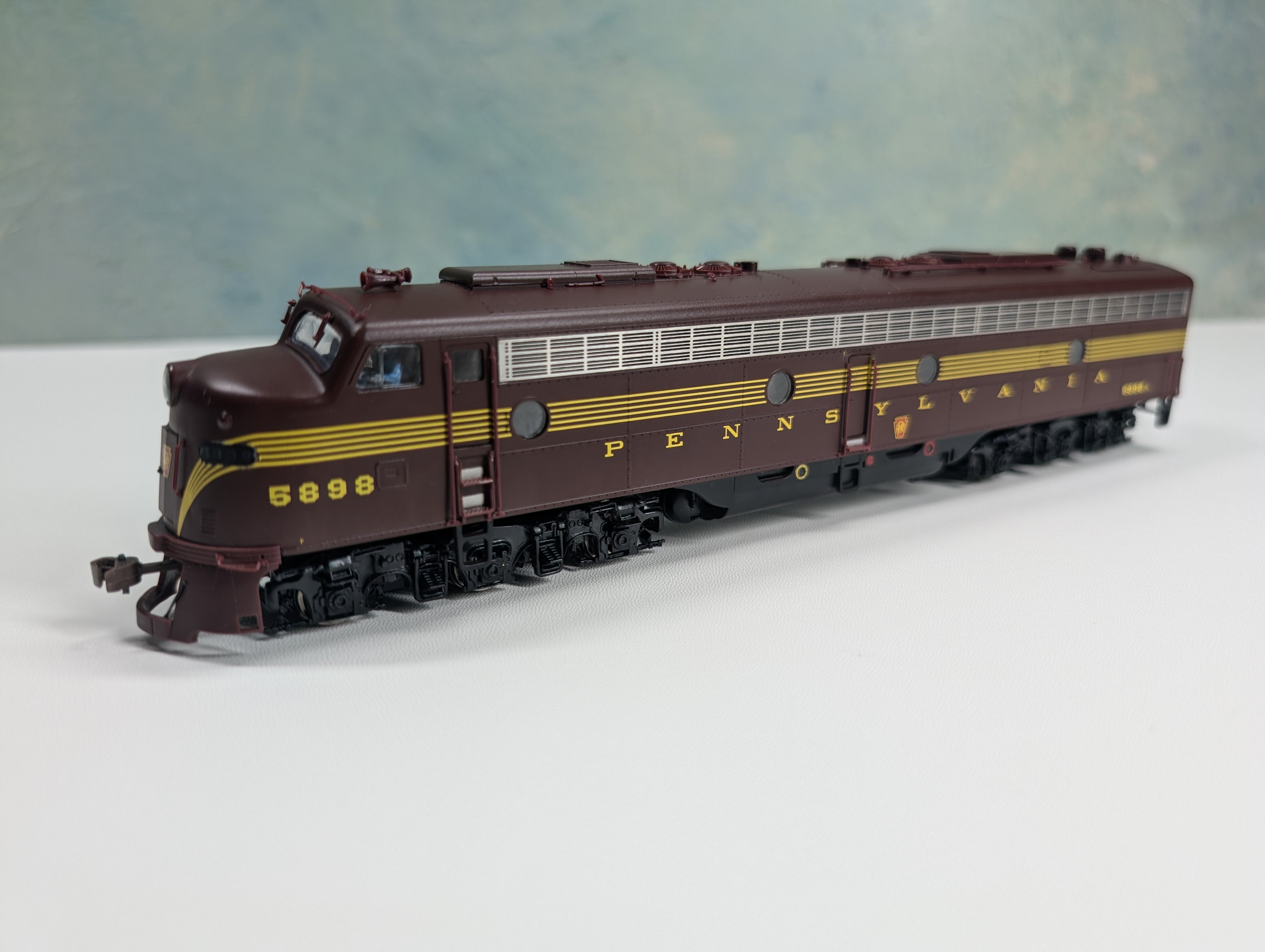 USED Life-Like HO Scale Proto 2000 E8/9 Diesel Locomotive A Unit Pennsylvania PRR #5898 Runs Great DC
