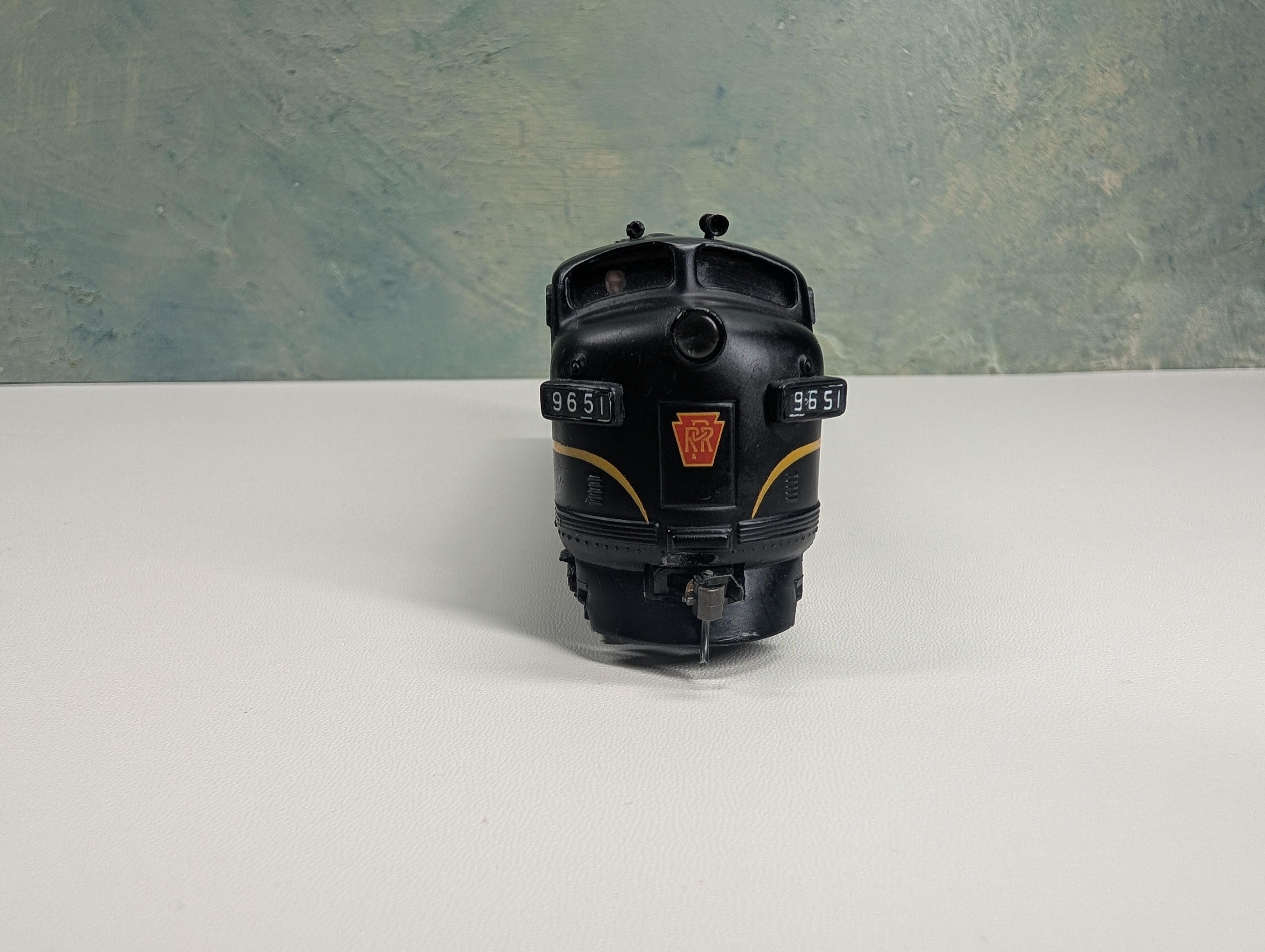 USED Bachmann 31215 HO Scale Plus EMD F7A Diesel Locomotive Pennsylvania PRR #9651 Runs Great DC