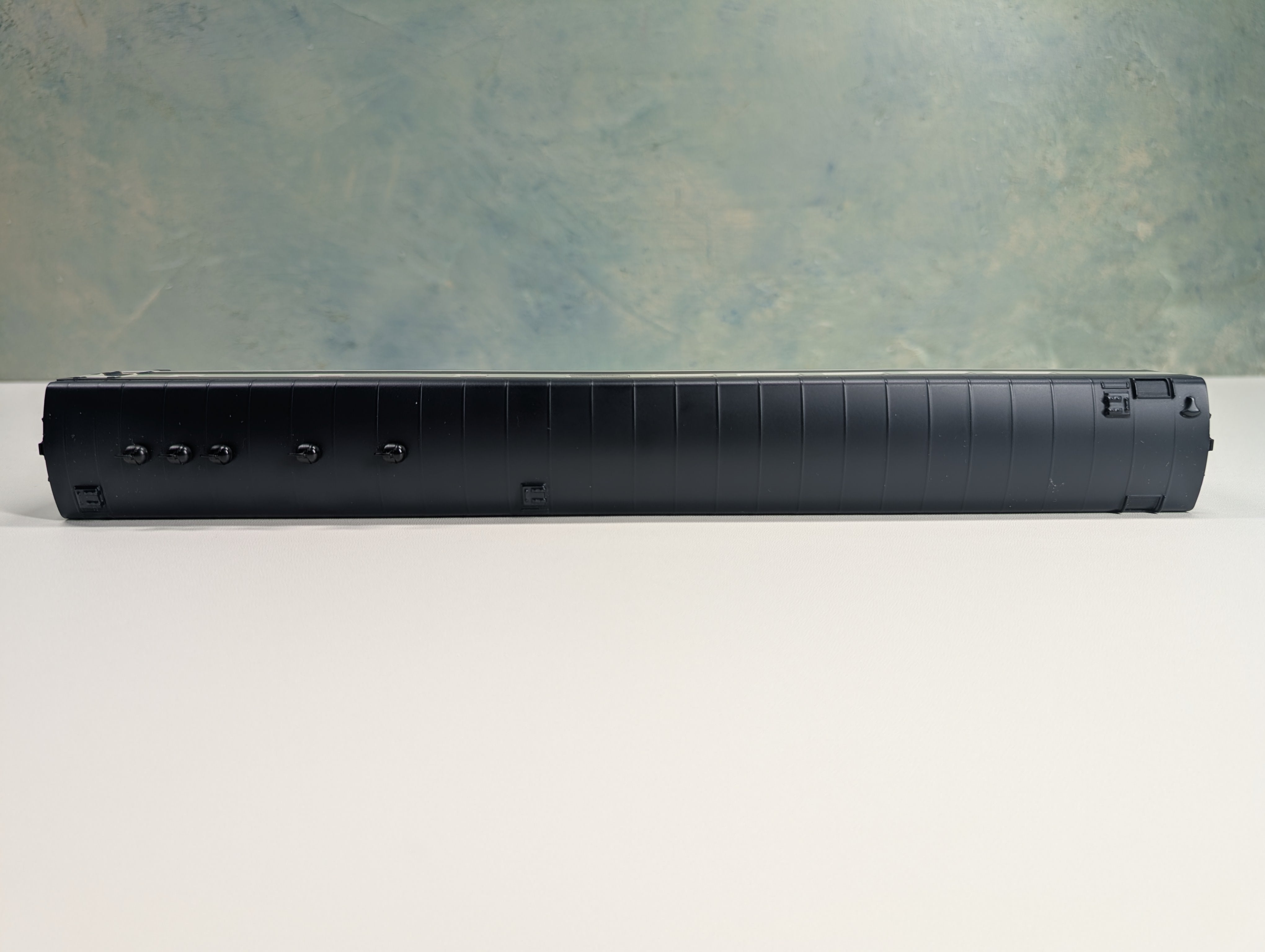 USED IHC 48232 HO Scale Smooth Side Dining Passenger Car Richmond Fredericksburg & Potomac w/ Interior