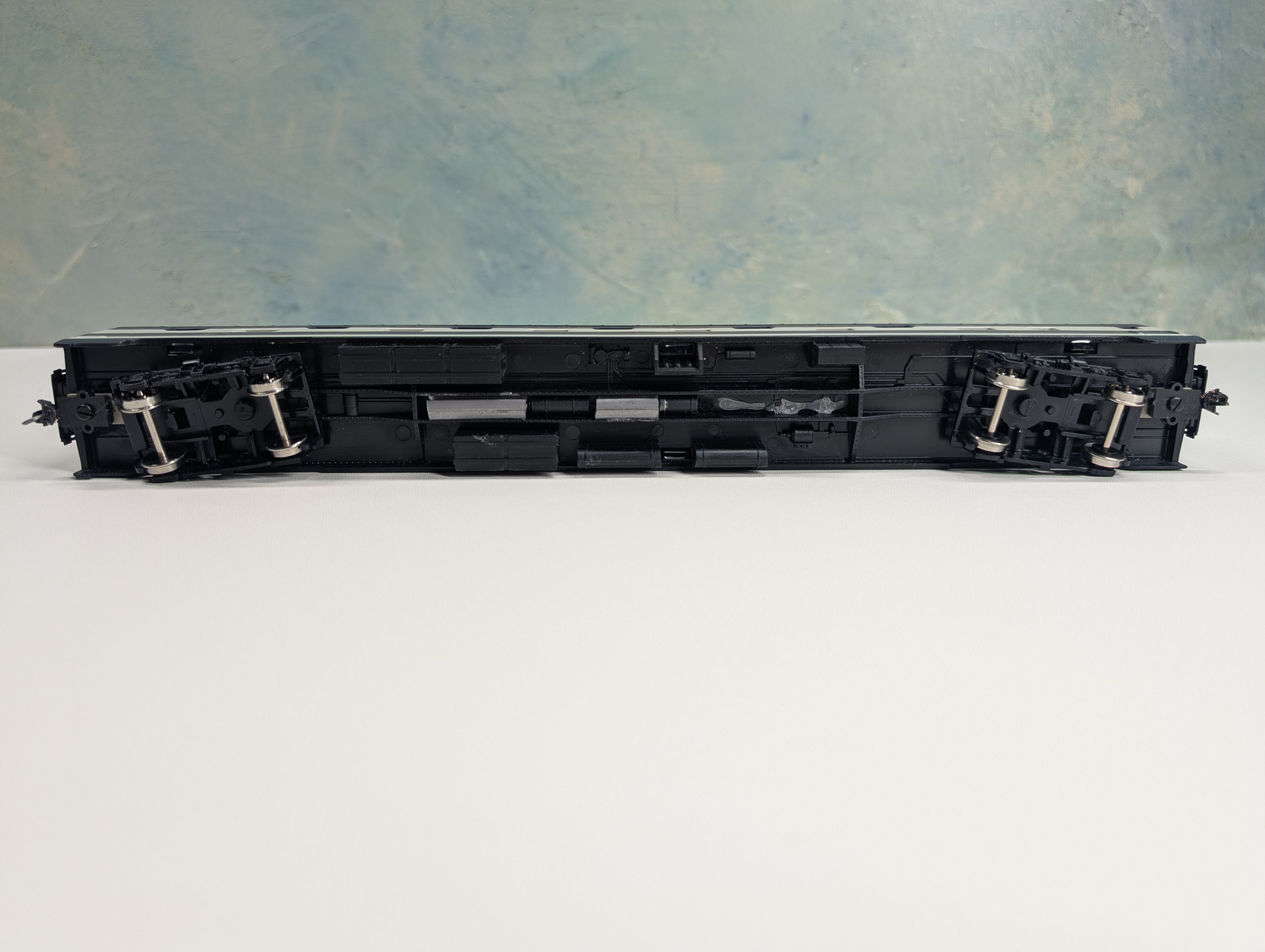 USED IHC 48236 HO Scale Smooth Side Sleeper Passenger Car Richmond Fredericksburg & Potomac Clover Bed w/ Interior