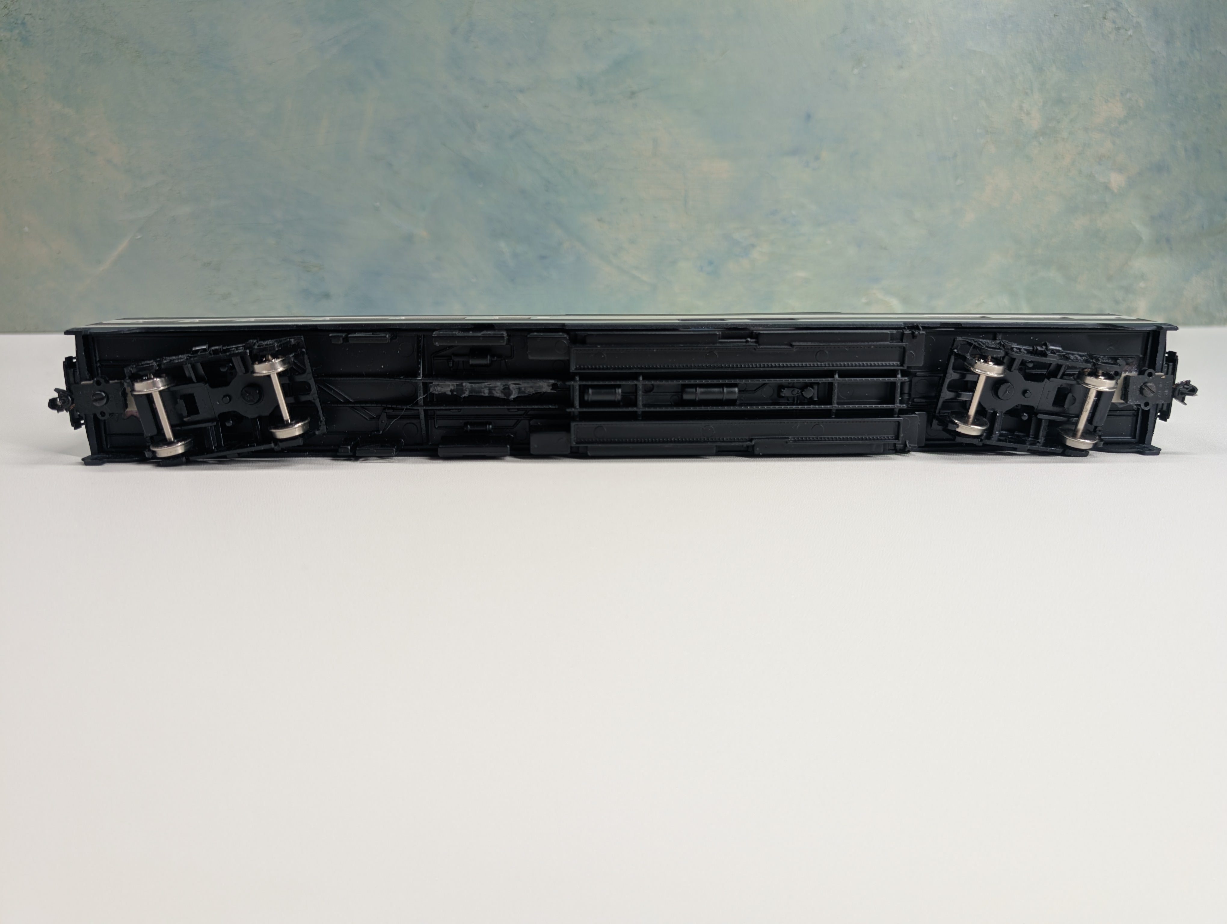 USED IHC 48237 HO Scale Vista Dome Passenger Car Richmond Fredericksburg & Potomac Potomac View w/ Interior