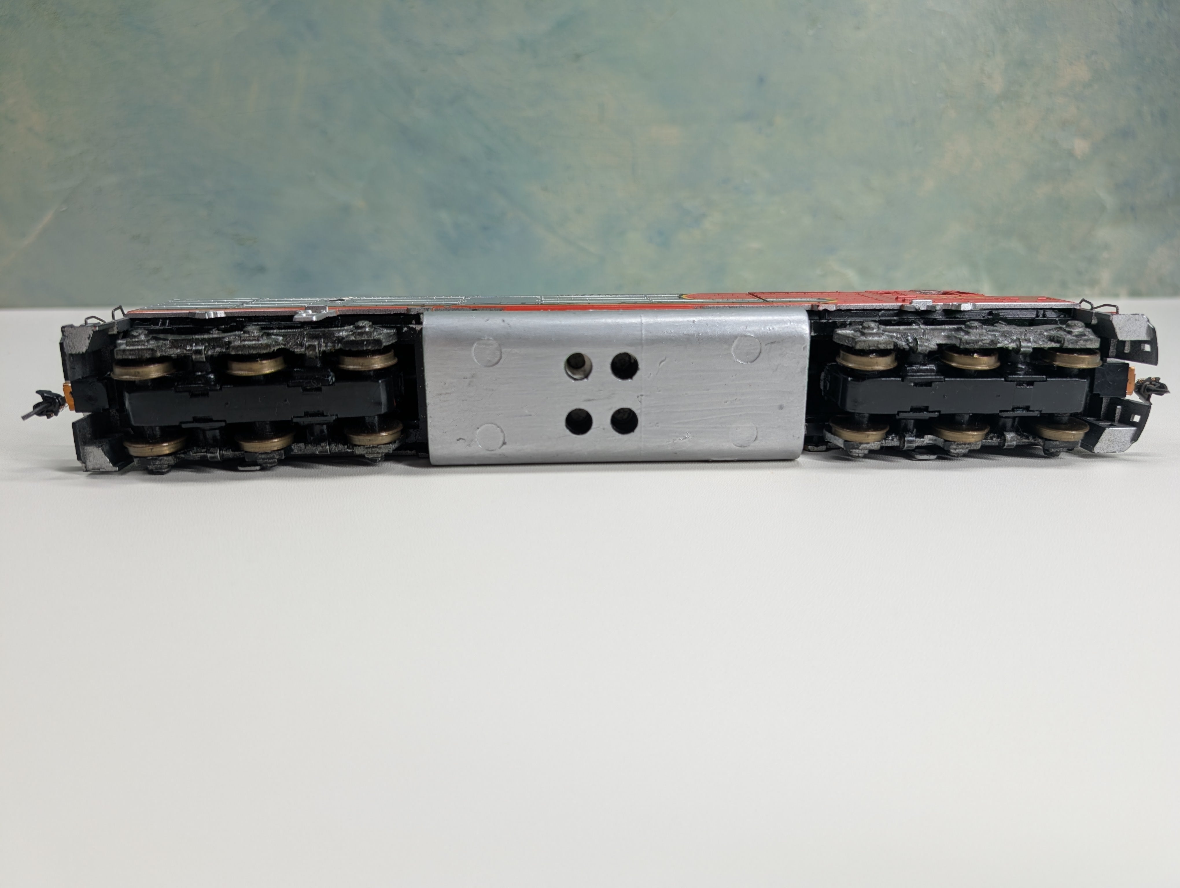 USED Athearn HO Scale FP45 Diesel Locomotive Santa Fe #5944 Runs Great DC