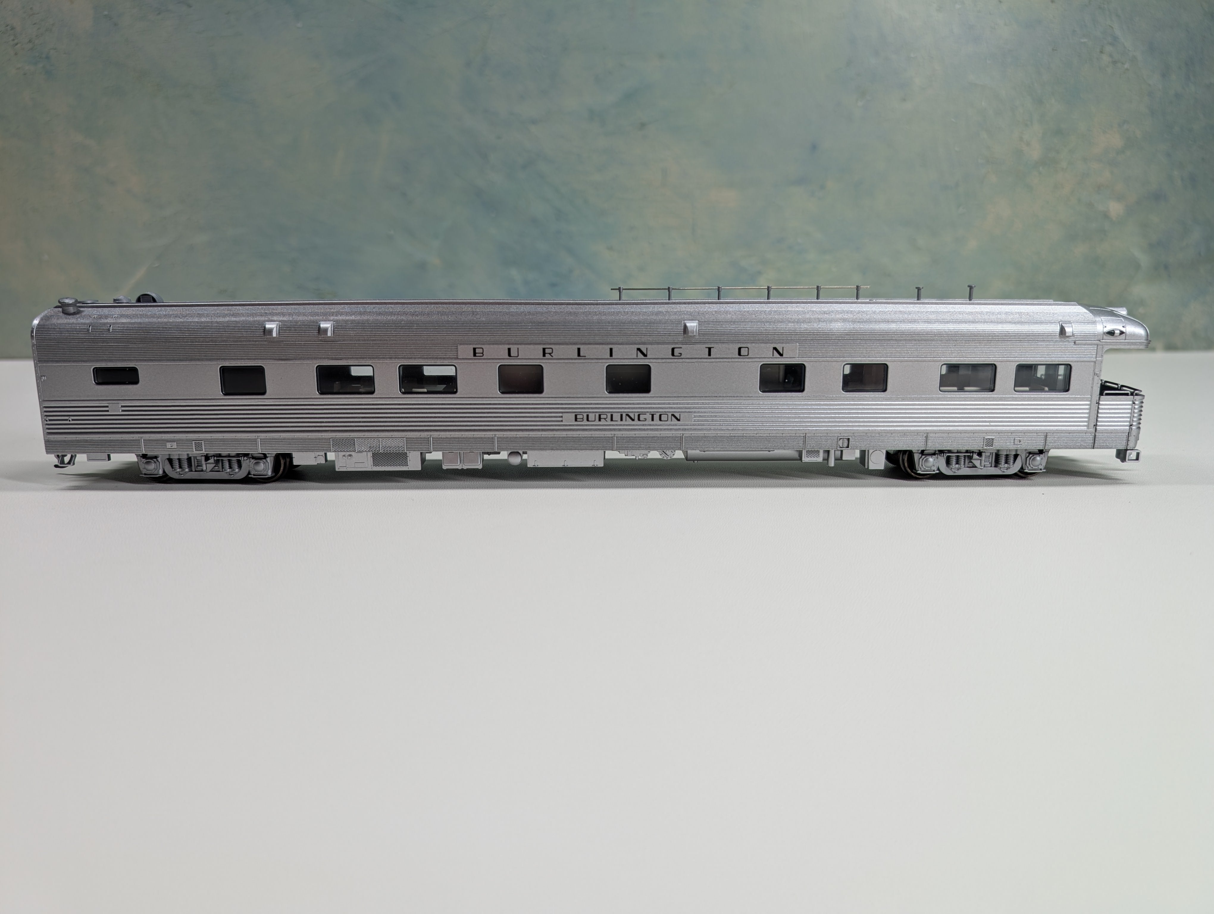 USED KATO 35-6003 HO Scale Corrugated Business Passenger Car Burlington CB&Q