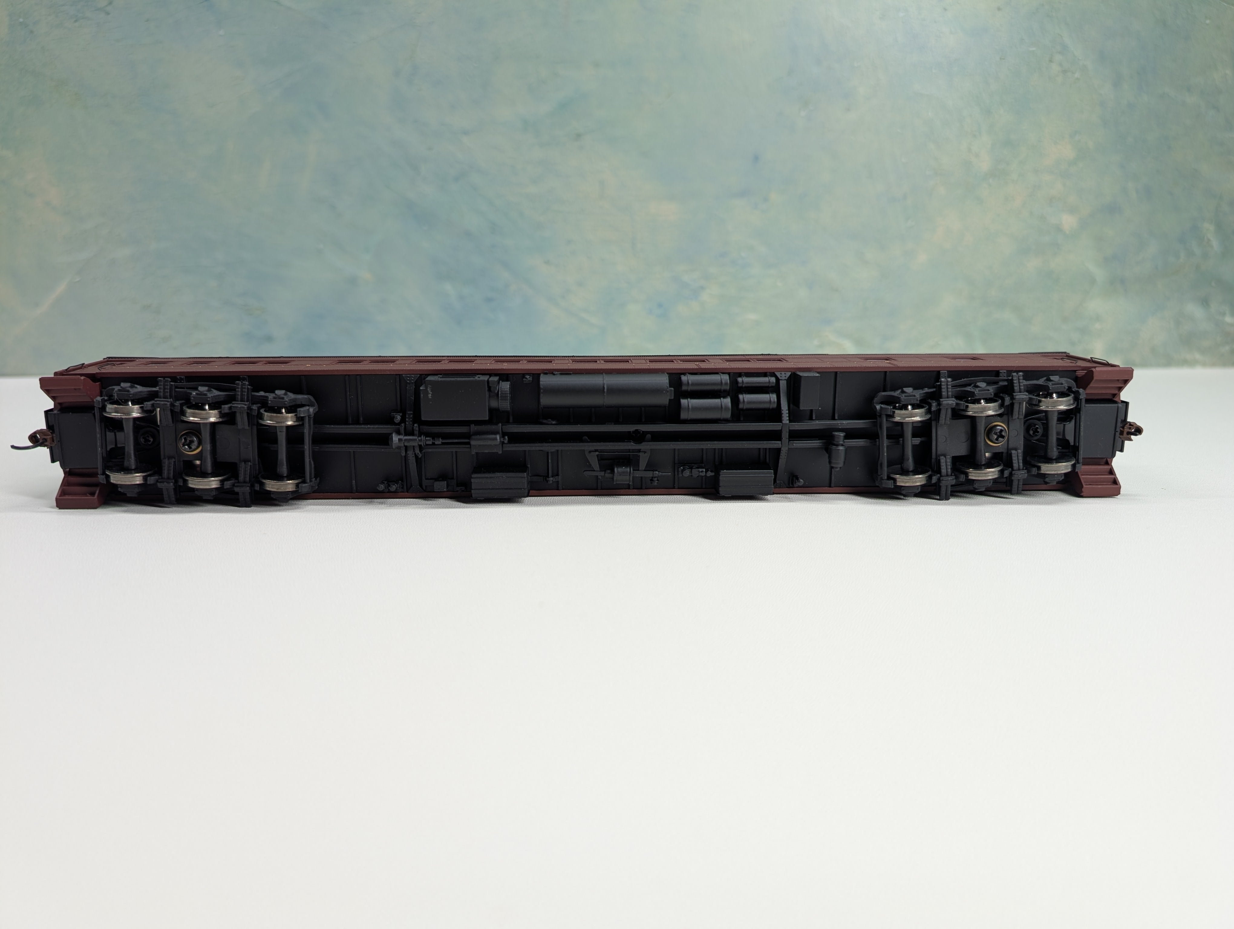 USED Walthers 932-10004 HO Scale Pullman Heavyweight Passenger Car Pennsylvania Plan #3410A