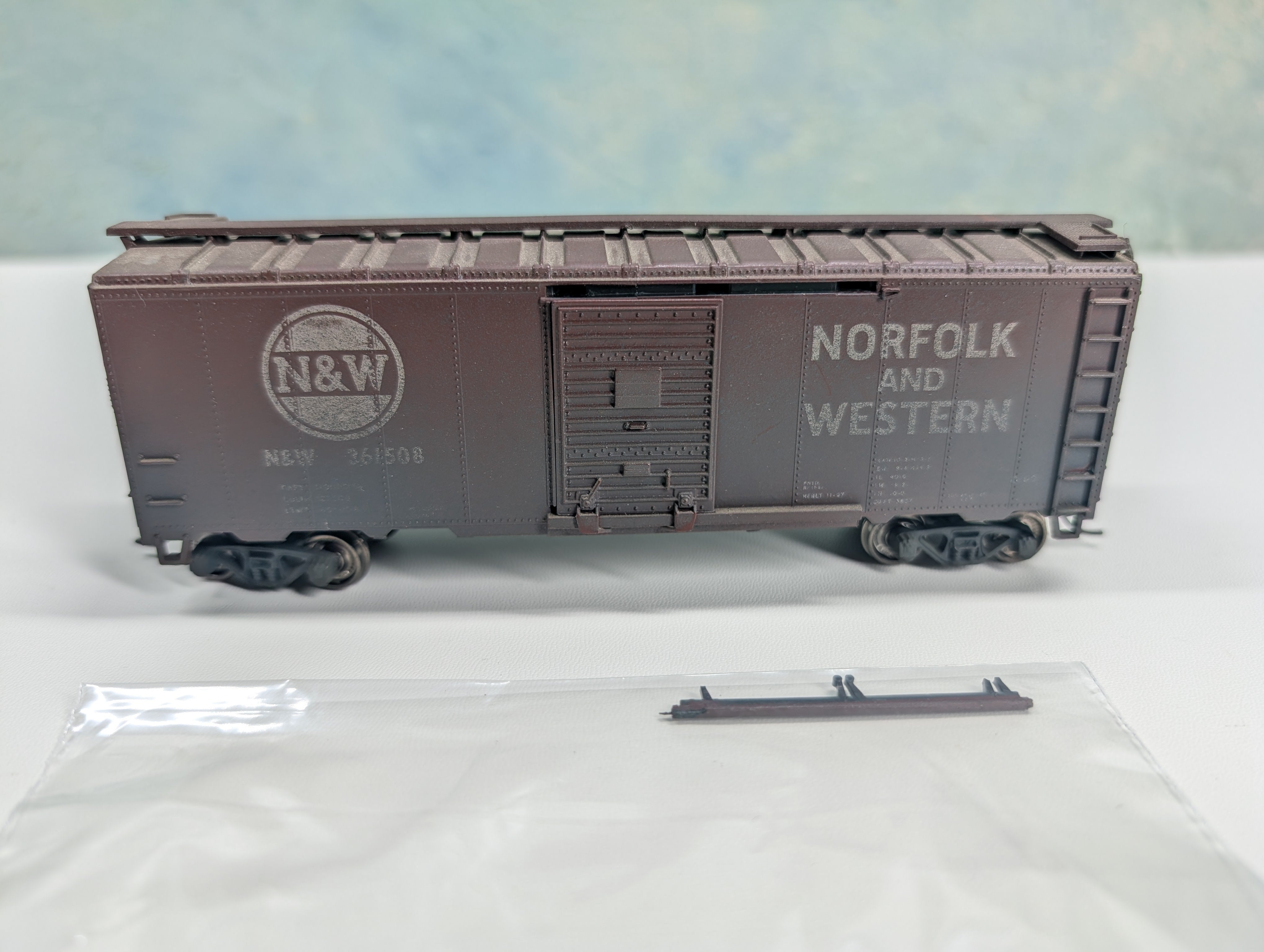 USED Athearn HO Scale 40' Box Car Norfolk & Western N&W #361508 Custom Weathered