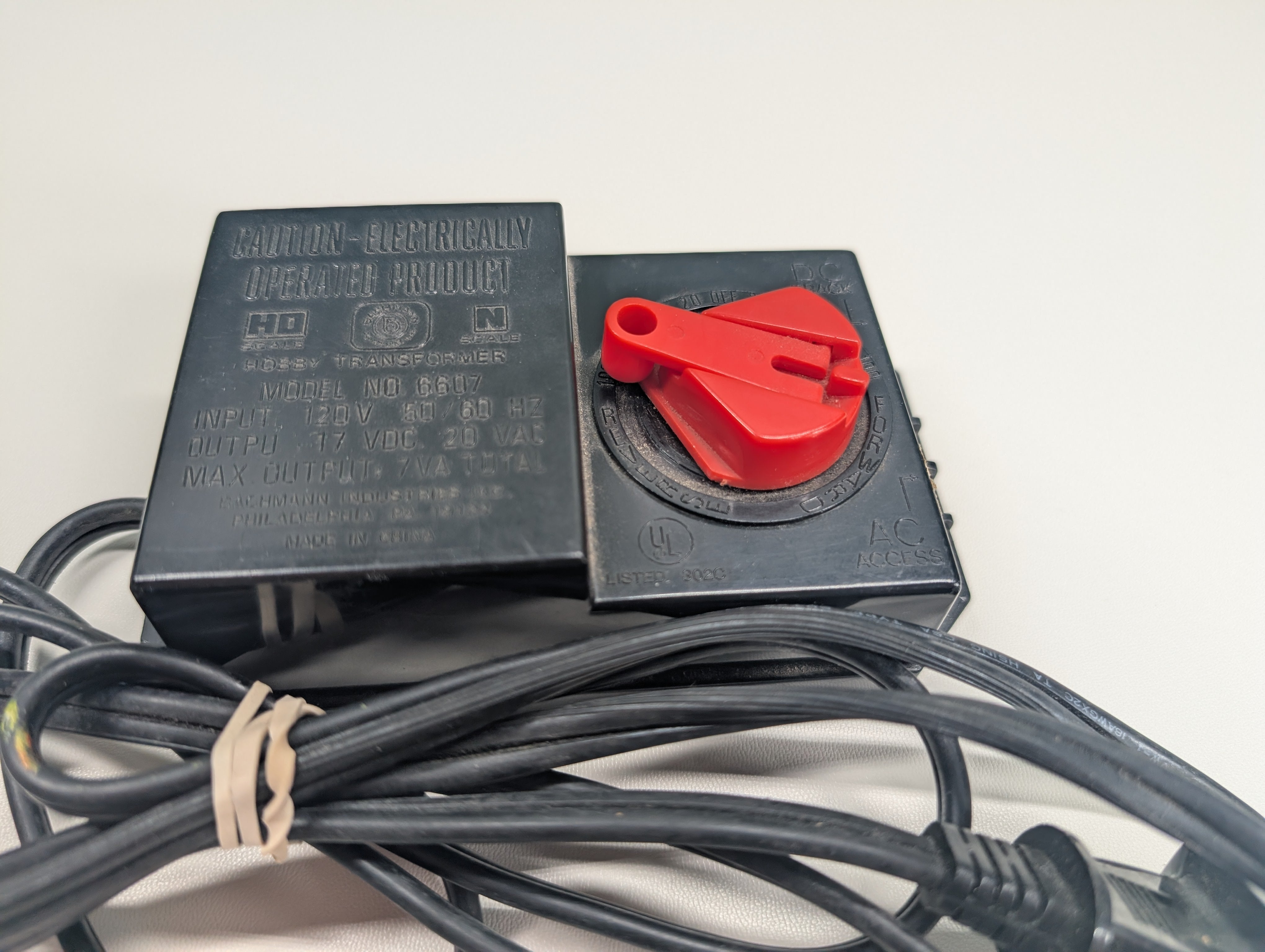 USED Bachmann MULTI Scale Hobby Track Transformer (HO & N) Tested