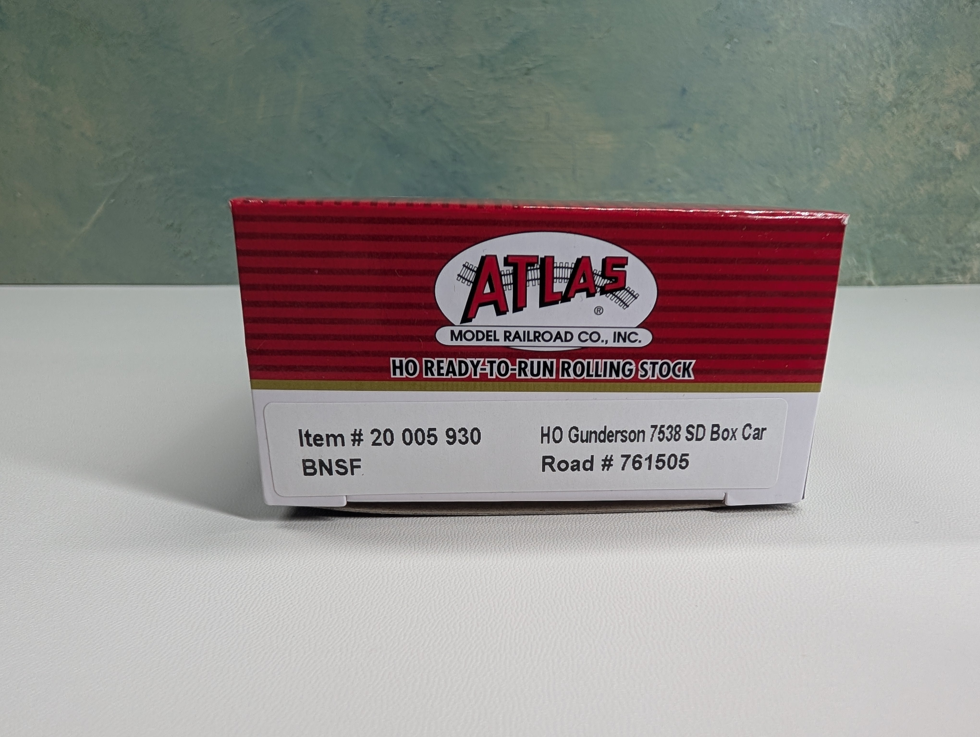 Atlas Master 20005930 HO Scale Gunderson 7538 SD Box Car BNSF #761505 w/ Stripes