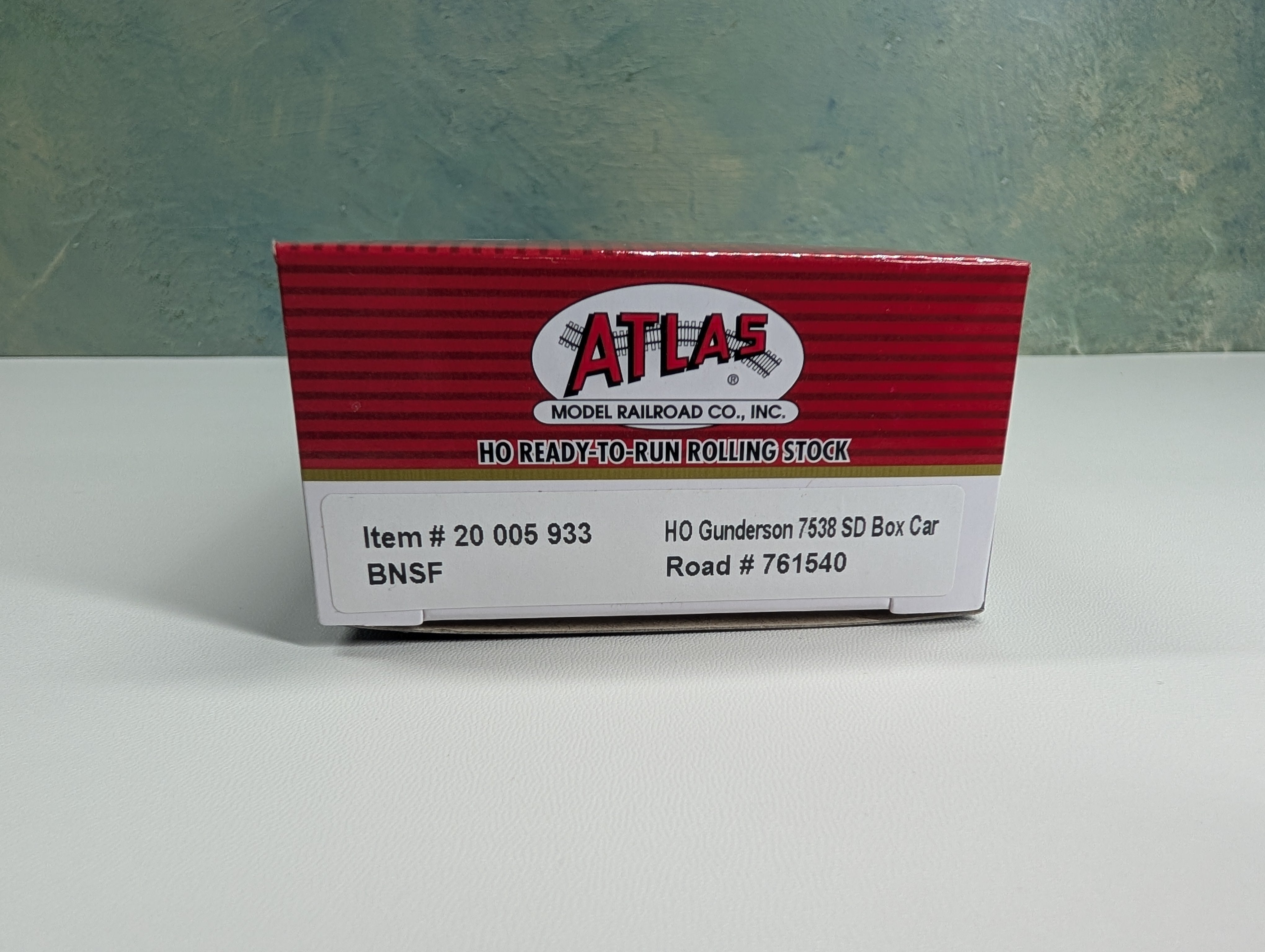 Atlas Master 20005933 HO Scale Gunderson 7538 SD Box Car BNSF #761540 w/ Stripes