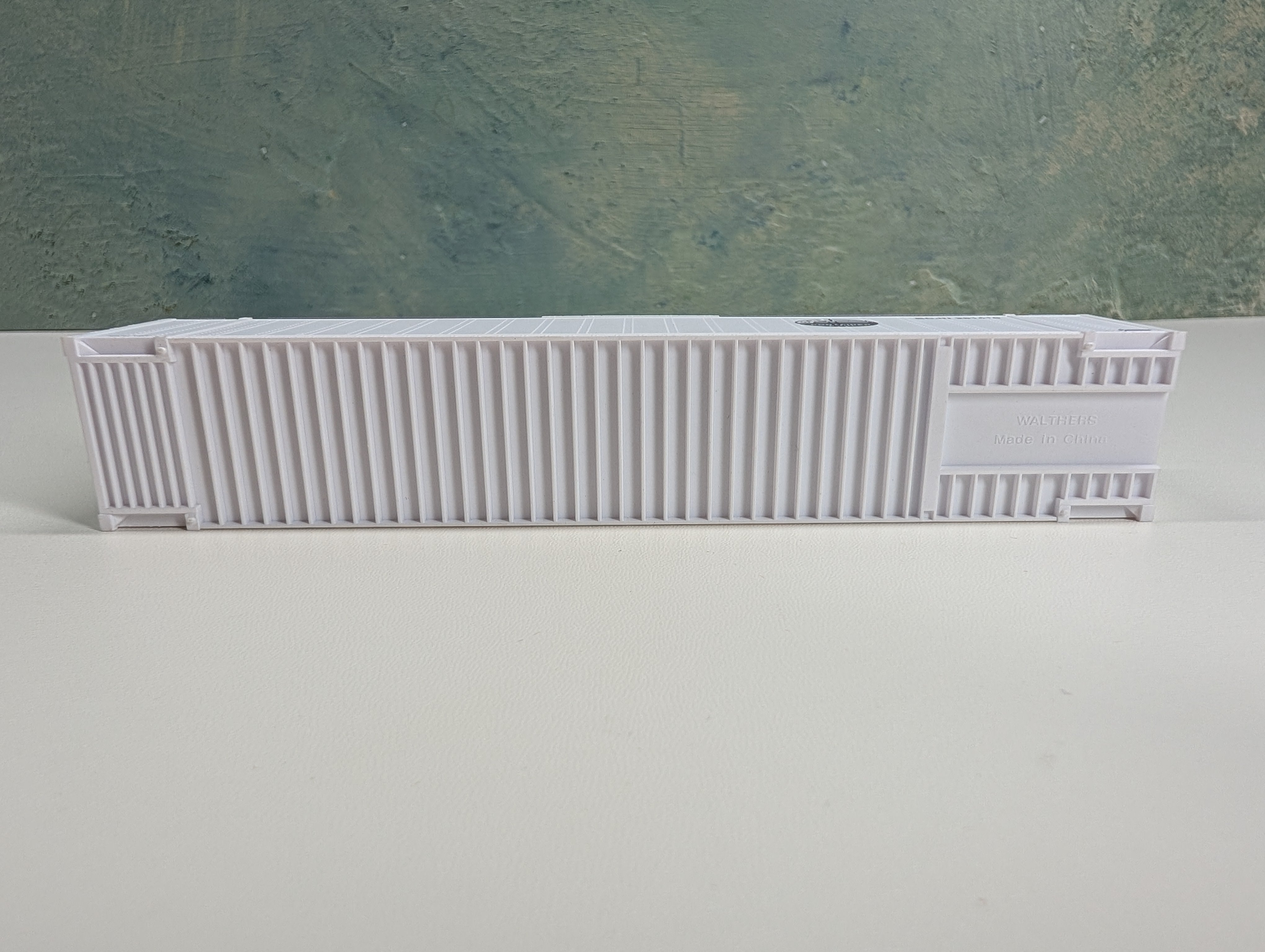 USED Walthers HO Scale 48' Smooth Container BCL Container Pool BCJU #281410