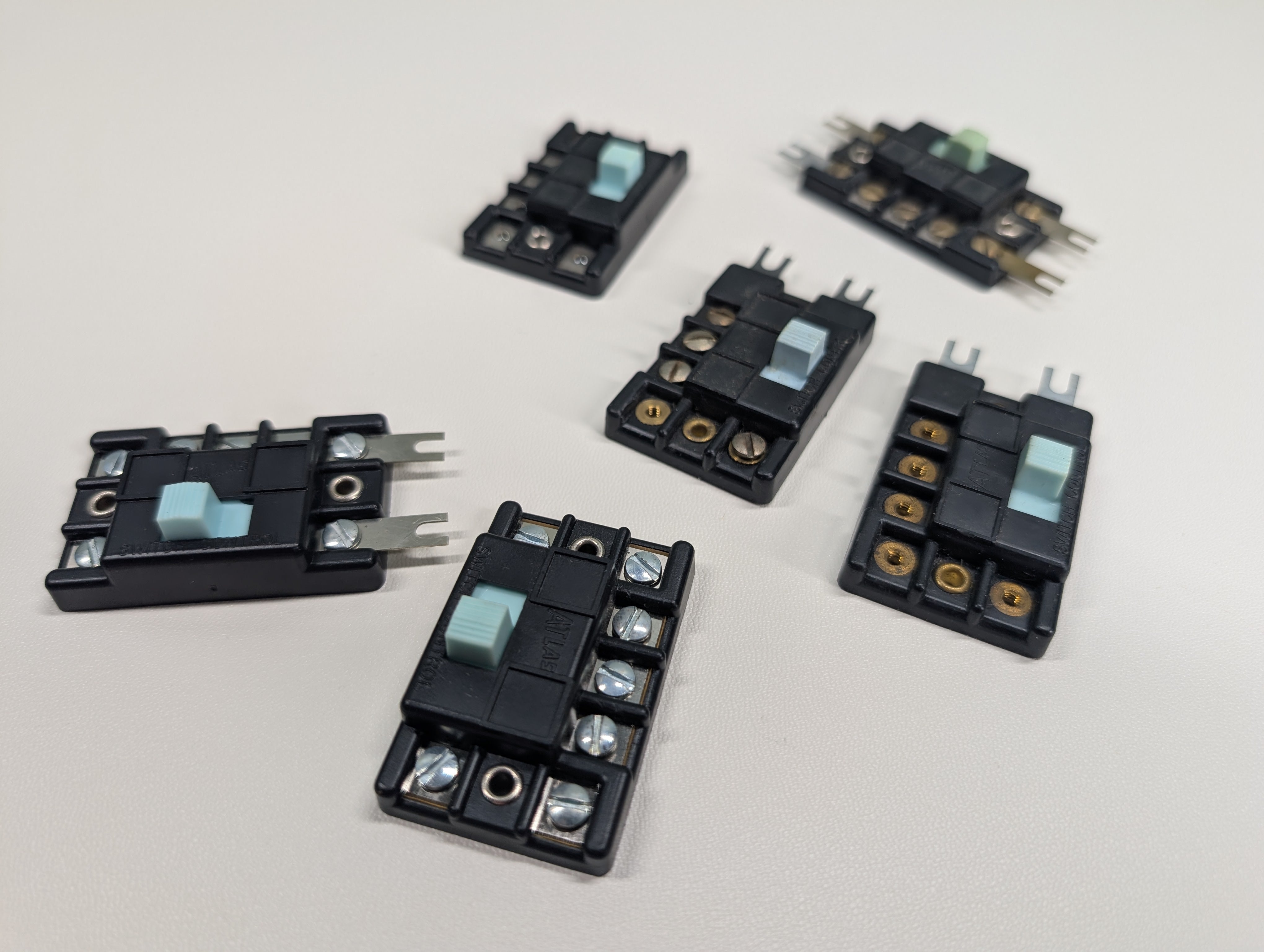 USED Atlas MULTI Scale Switch Control Boxes (6 pcs)